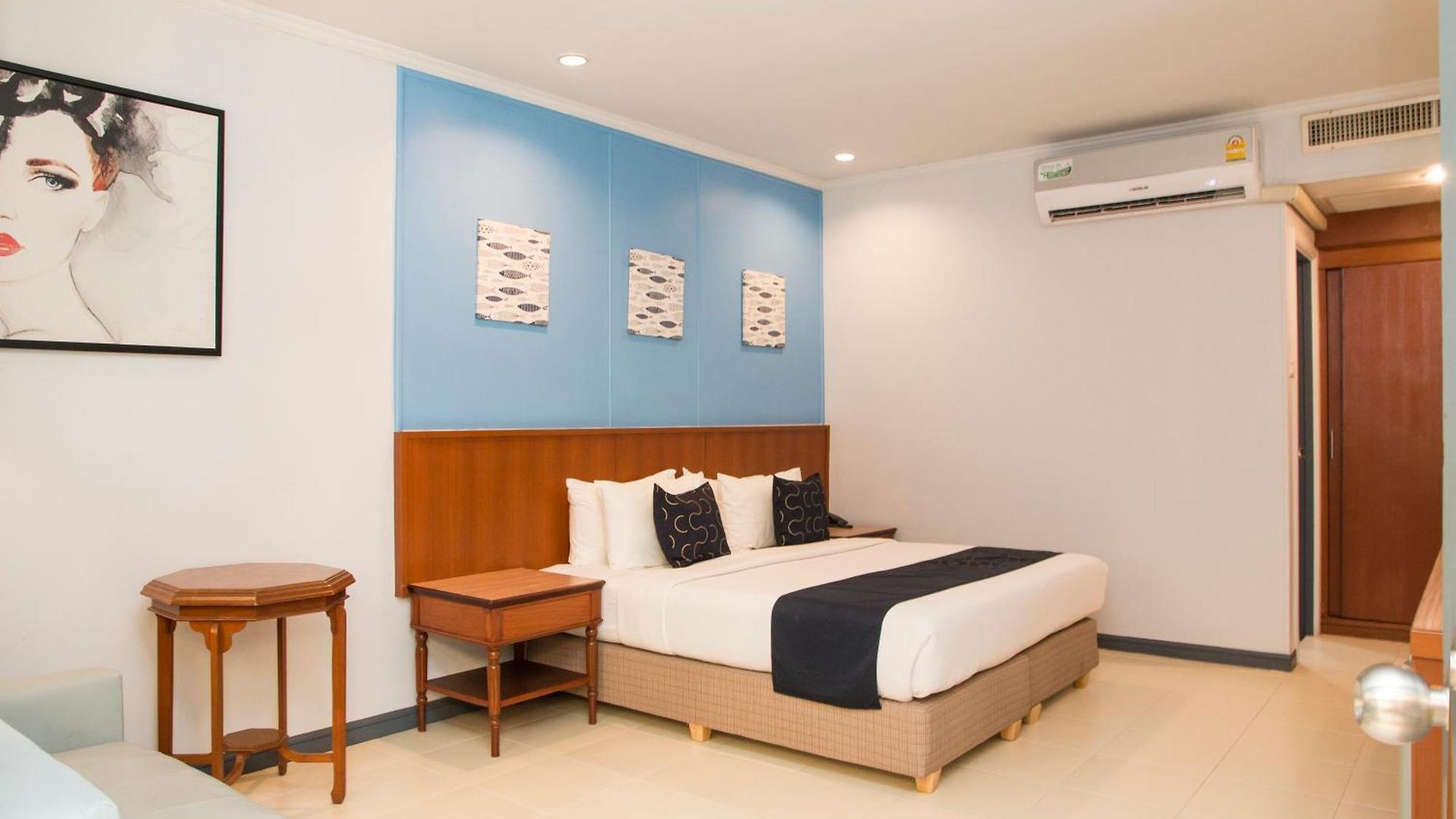 S Formally Sabai โรงแรม