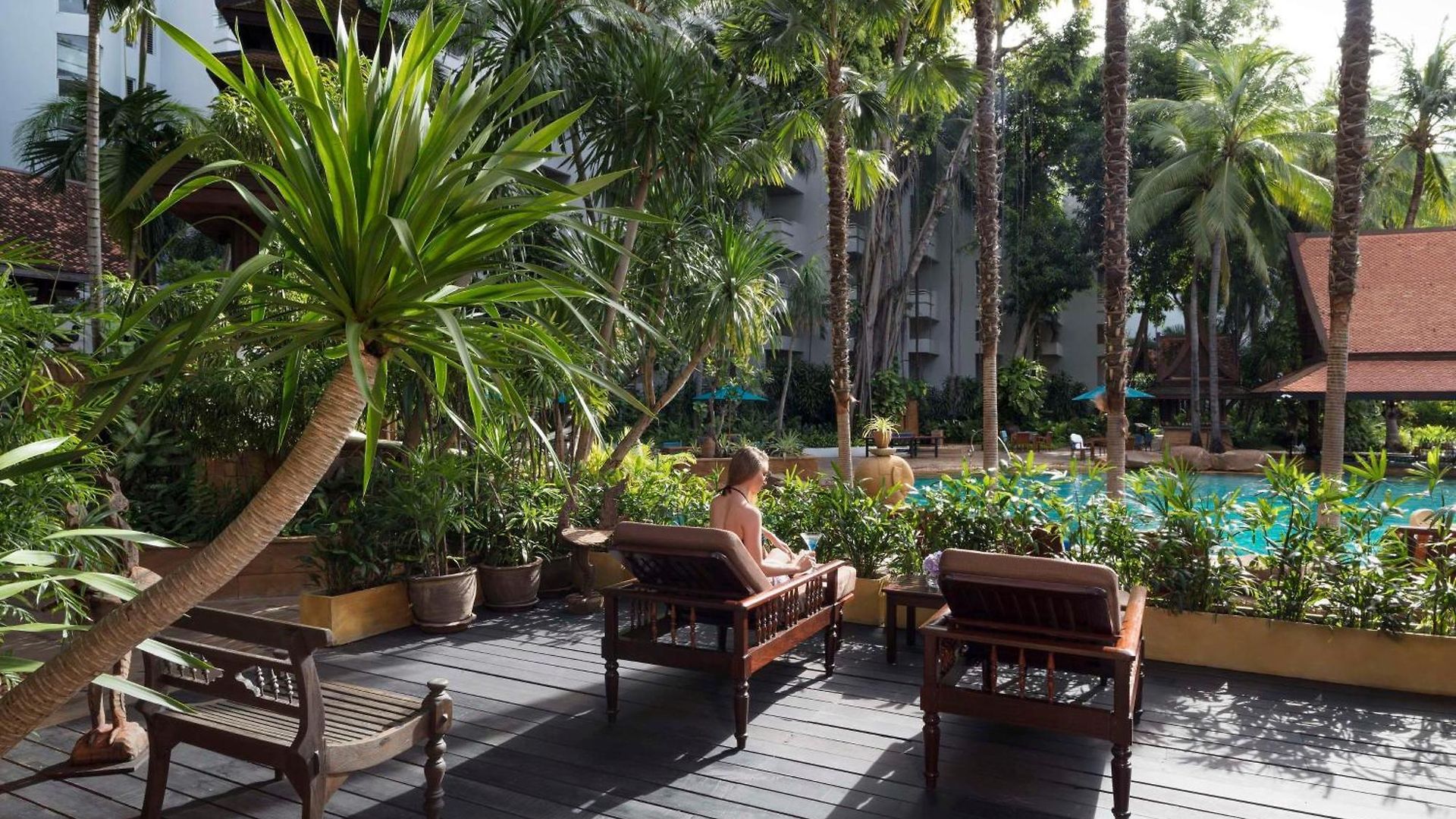 โรงแรม Avani 5*