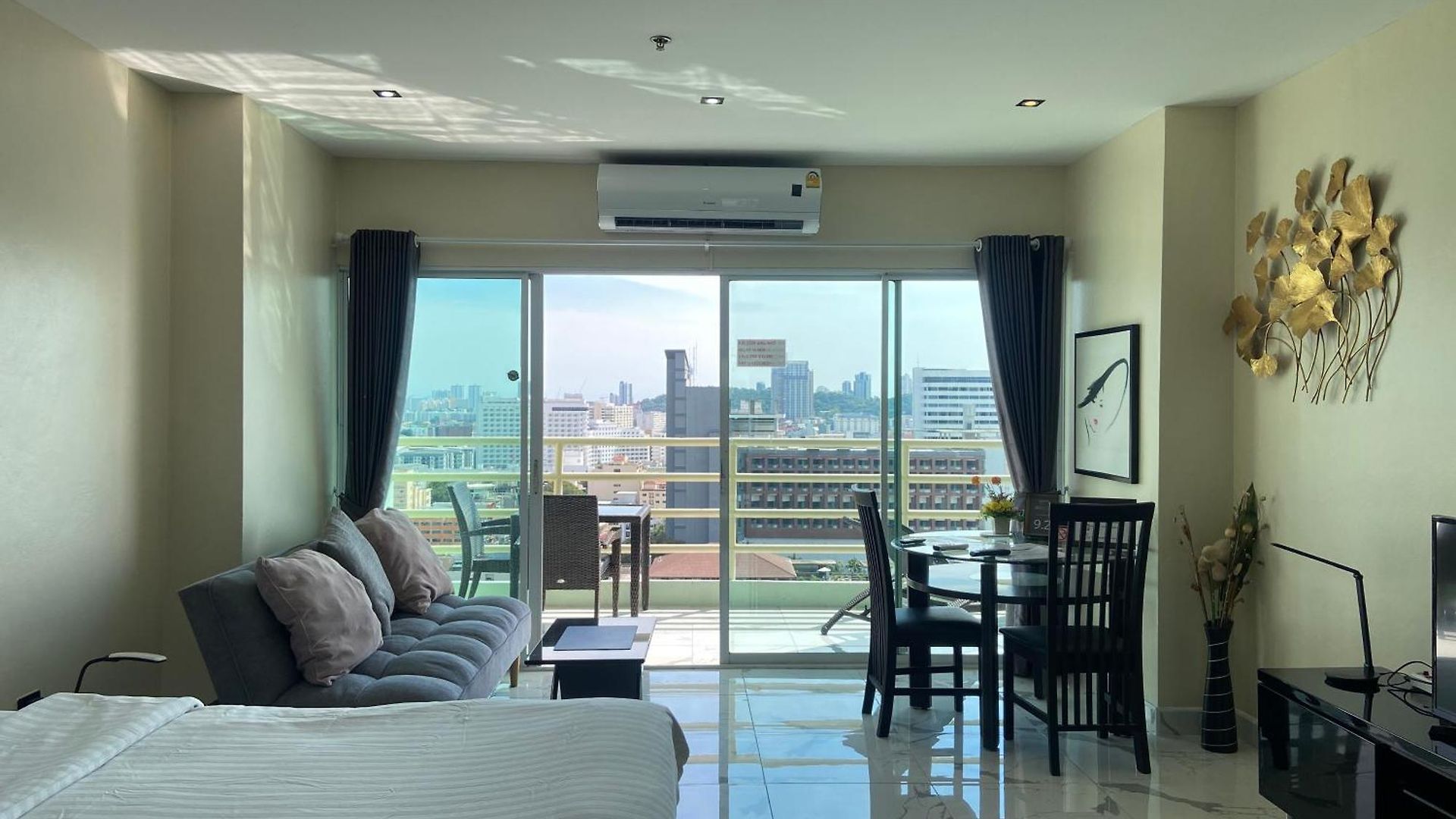อพาร์ทเม้น View Talay6