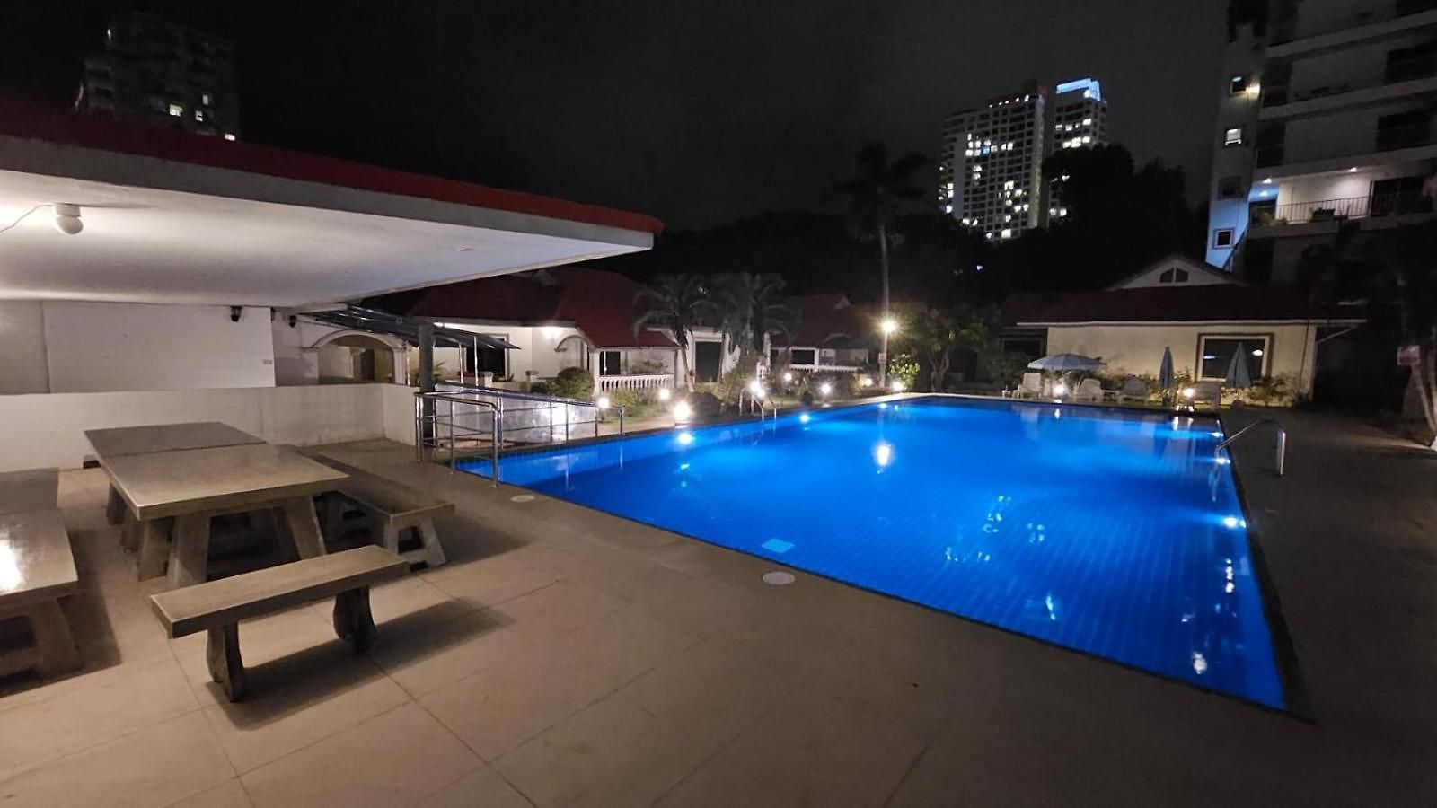 วิลล่า 1-huge Pool, Bbq, 300m-beach, 8 Mins To Walking Street