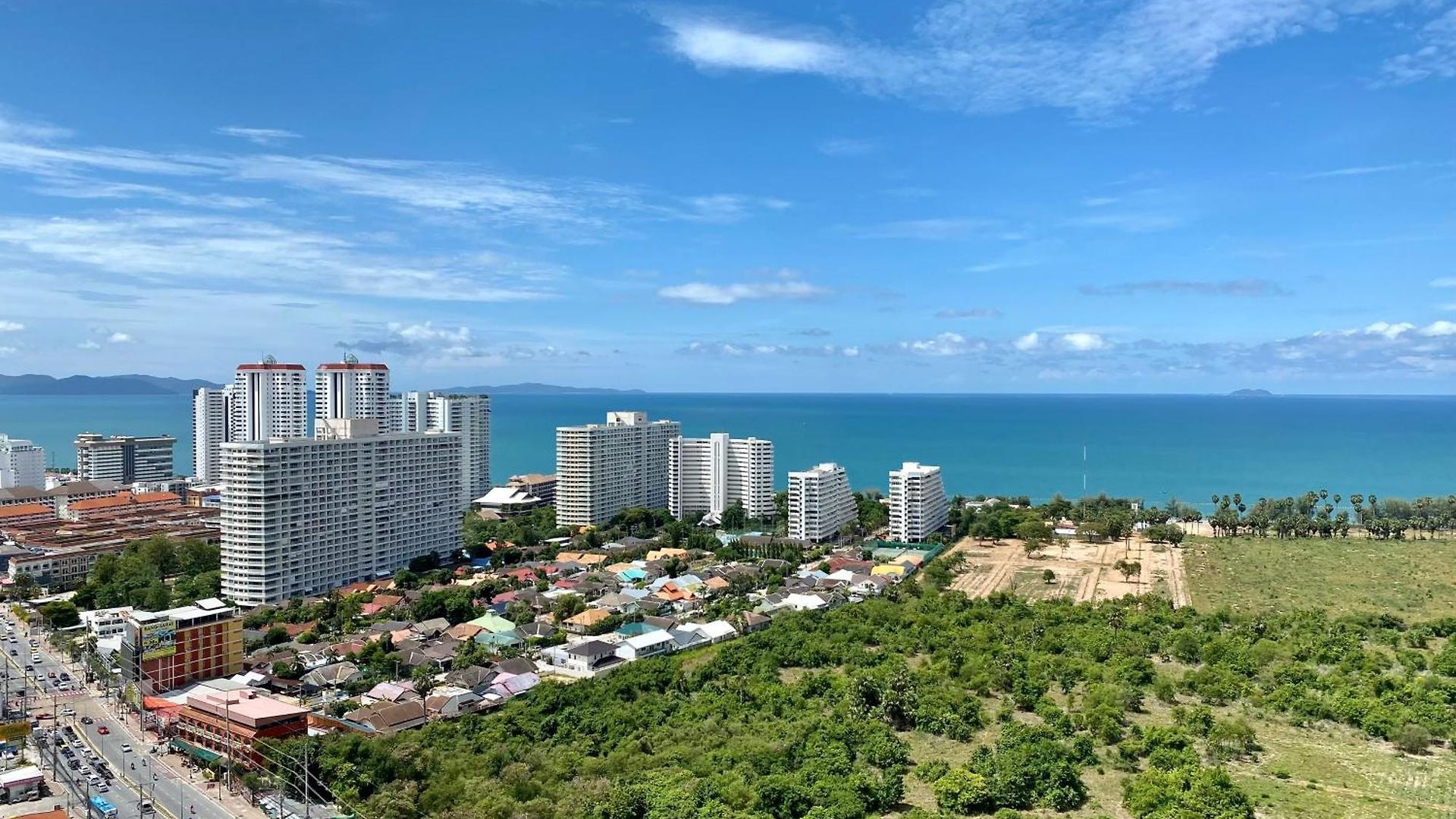 อพาร์ทเม้น Grande Caribbean By Ptn *