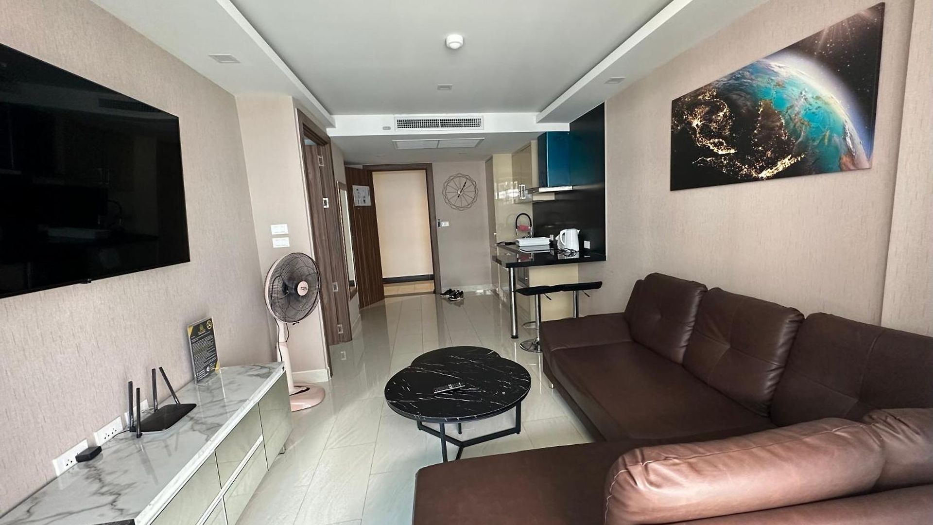 Large Deluxe Grand Avenue อพาร์ทเม้น
