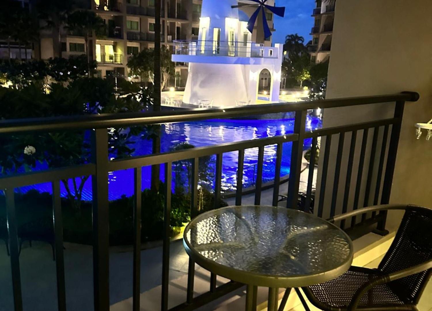 Exclusive Arcadia - Amazing Pools & Gardens, Gym, Sauna, Waterfalls, Jacuzzi, Fast Internet Pattaya