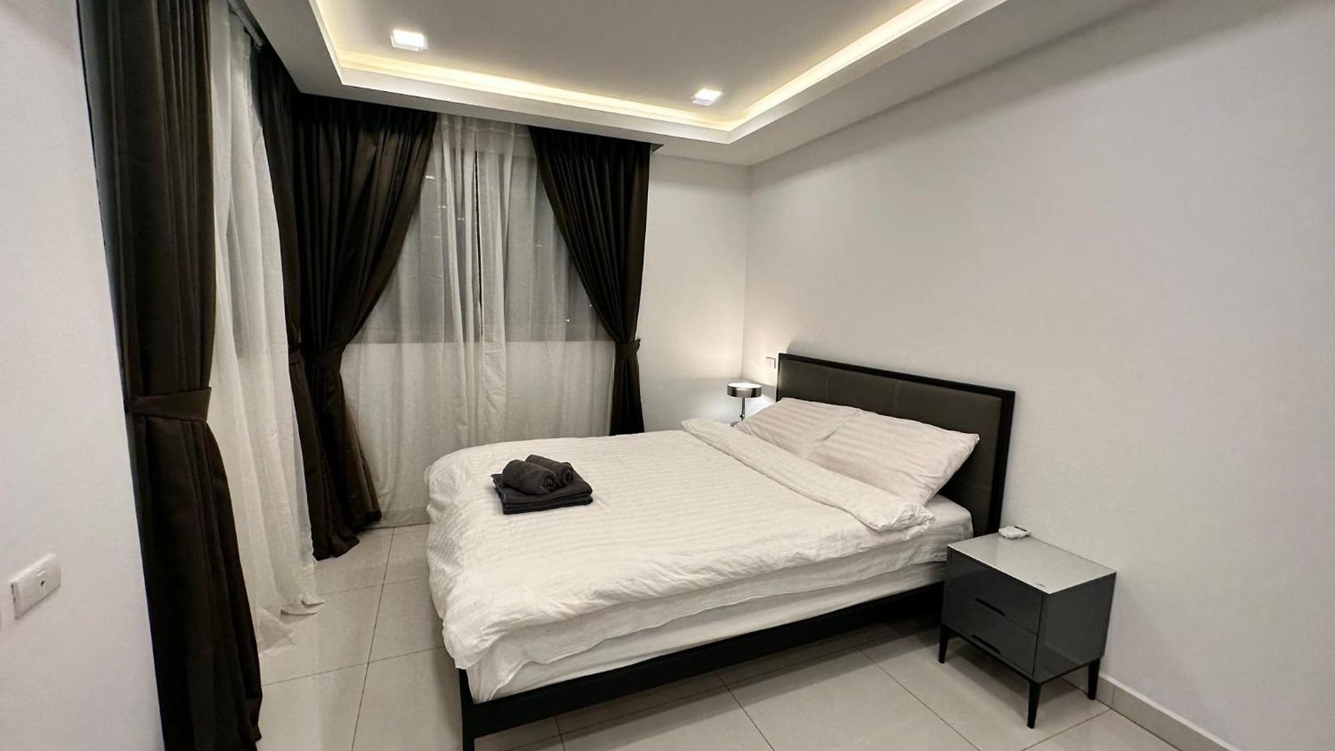 Exclusive Arcadia - Amazing Pools & Gardens, Gym, Sauna, Waterfalls, Jacuzzi, Fast Internet อพาร์ทเม้น Pattaya
