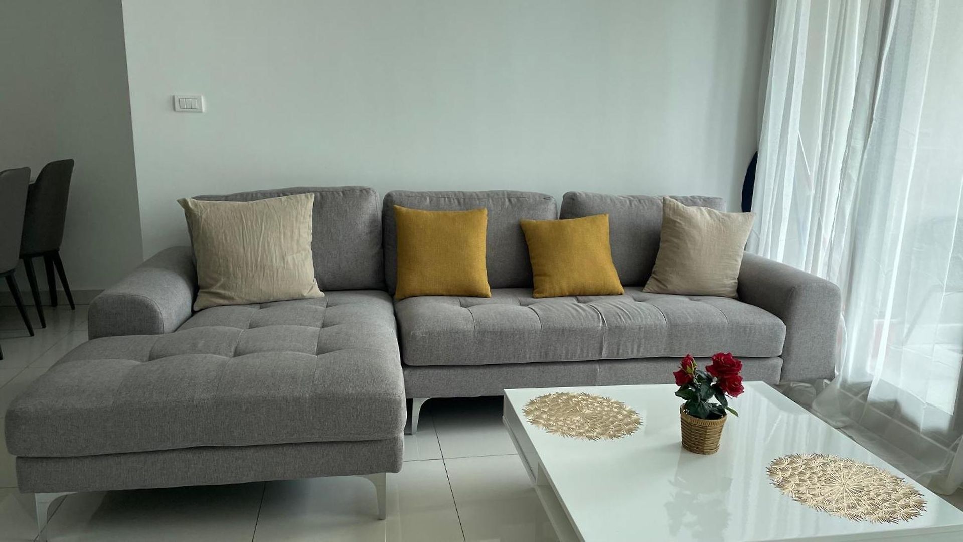 Exclusive Arcadia - Amazing Pools & Gardens, Gym, Sauna, Waterfalls, Jacuzzi, Fast Internet
