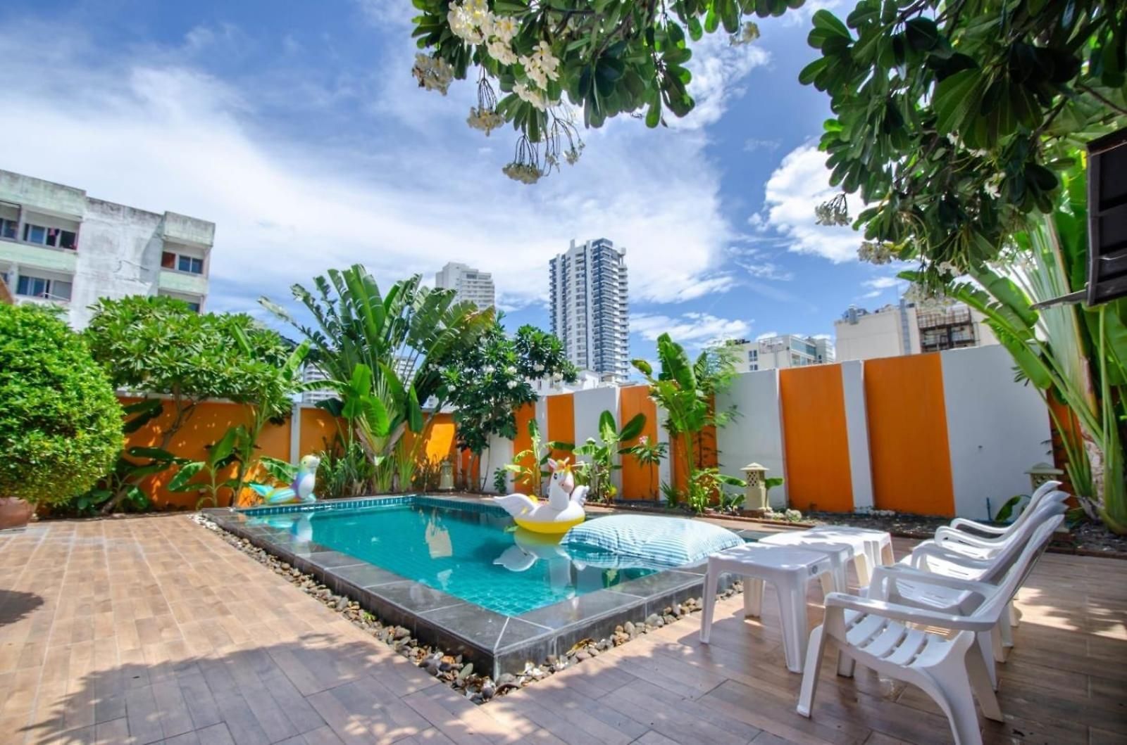 โรงแรม Rosewood Pool 1 *