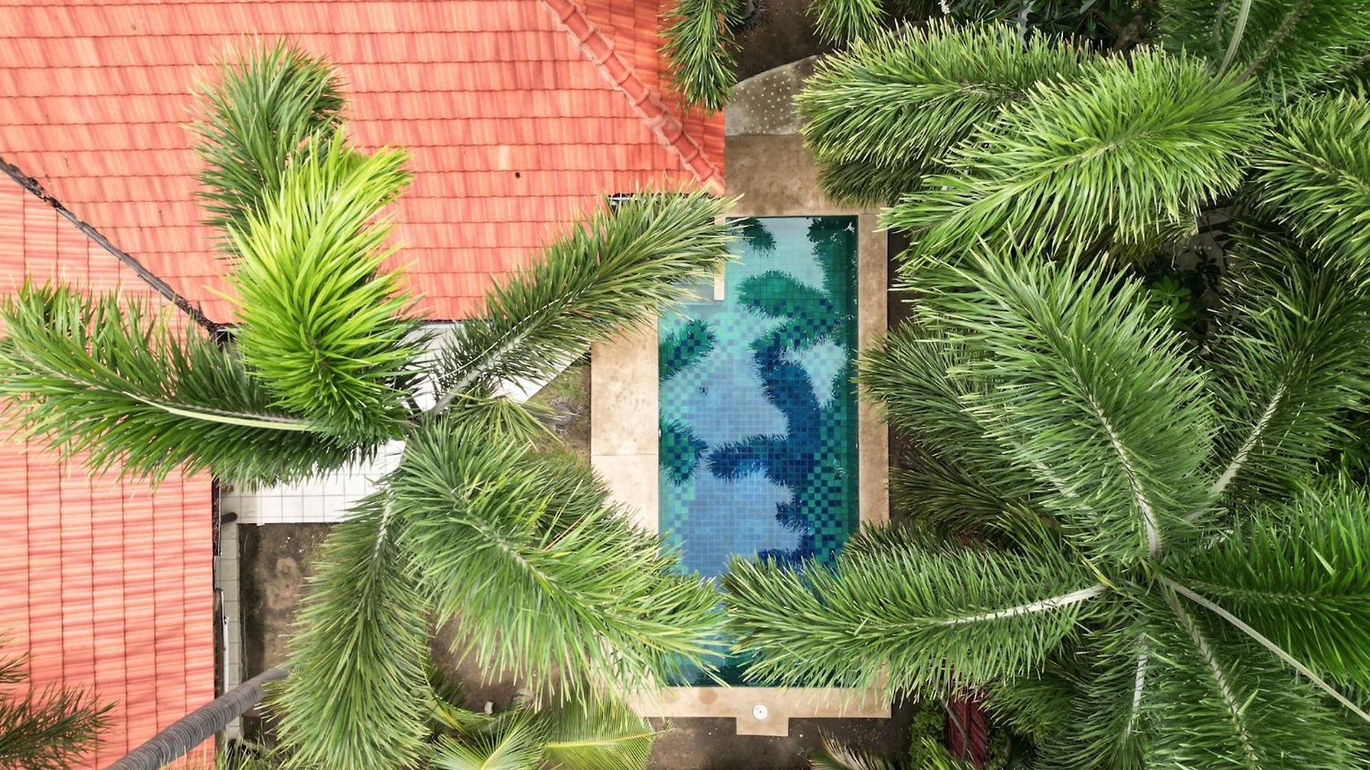 โรงแรม Raya Private Pool