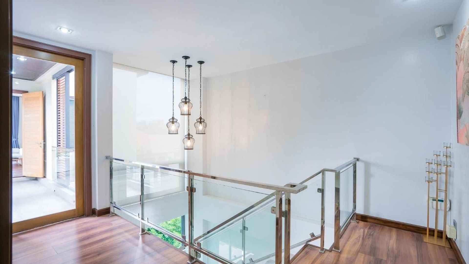 Hollywood Luxury Poolvilla Walking Street 4 Bedrooms * Pattaya