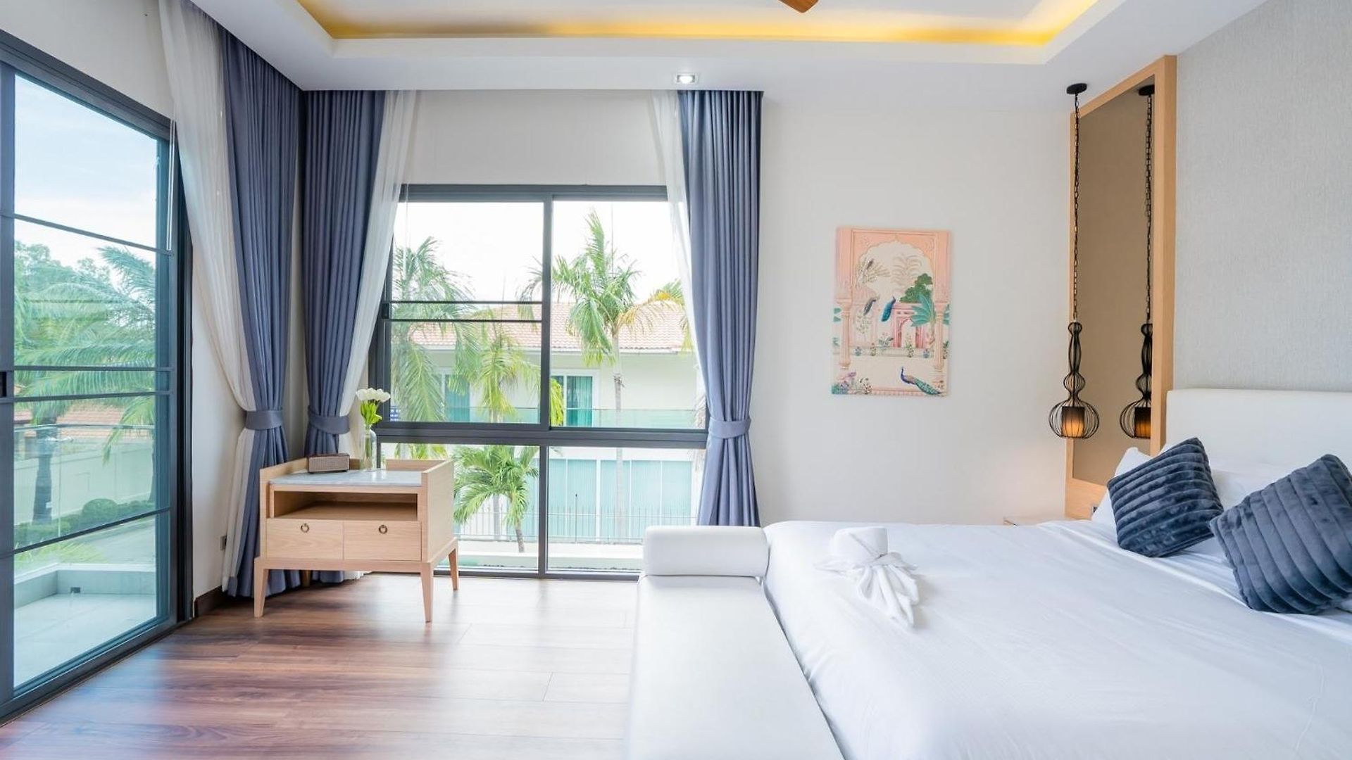 วิลล่า Hollywood Luxury Poolvilla Walking Street 4 Bedrooms *