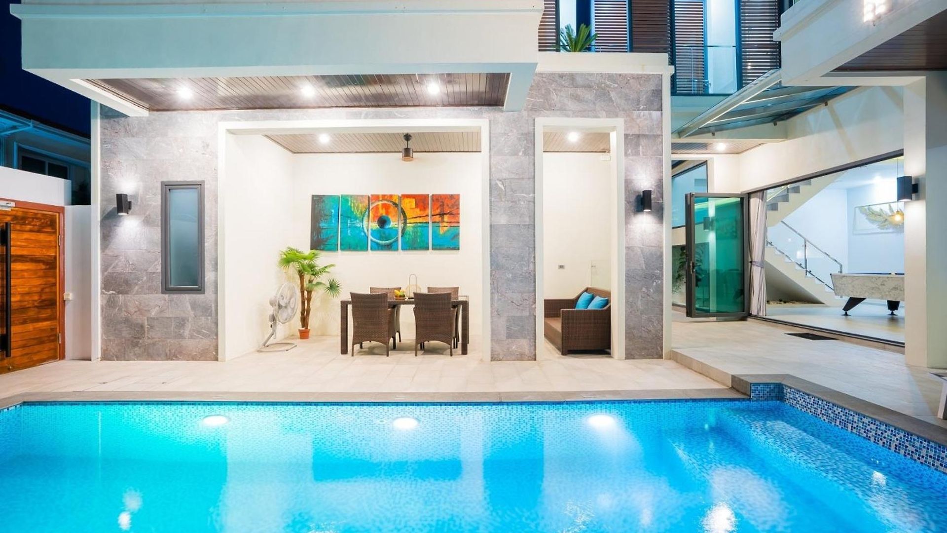 Hollywood Luxury Poolvilla Walking Street 4 Bedrooms *