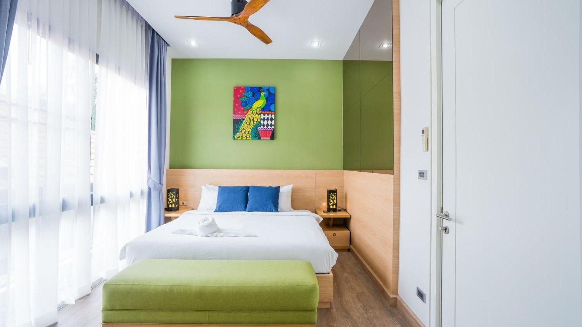 วิลล่า Hollywood Luxury Poolvilla Walking Street 4 Bedrooms Pattaya