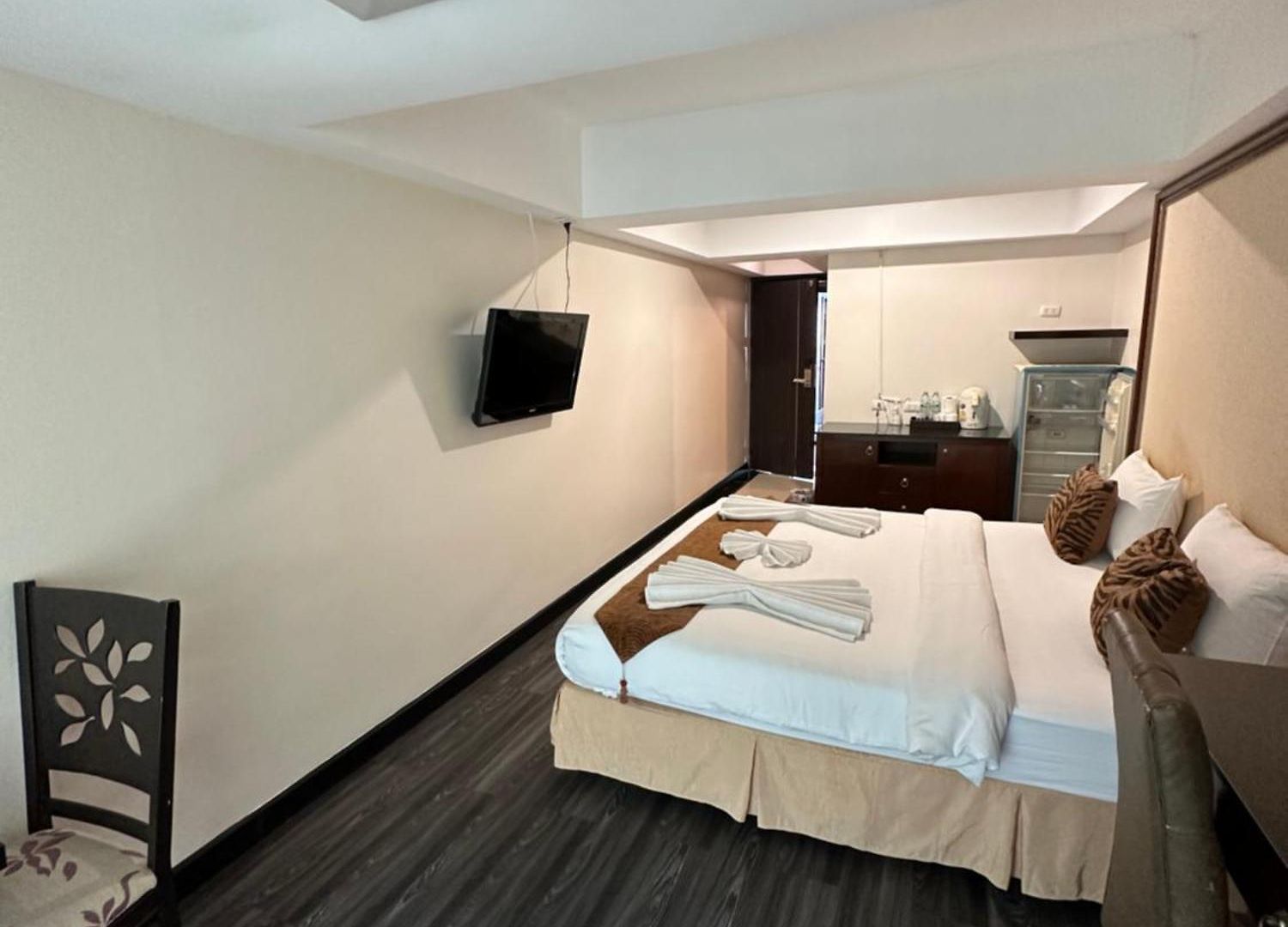 โรงแรม Maleez