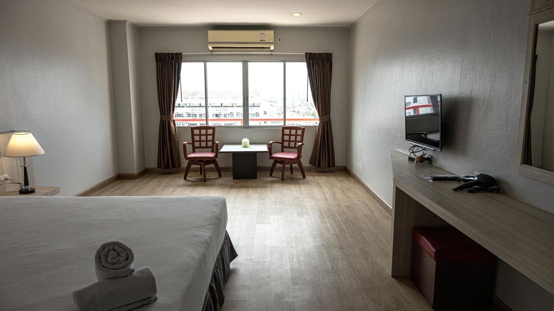 Marine Yensabai โรงแรม Pattaya