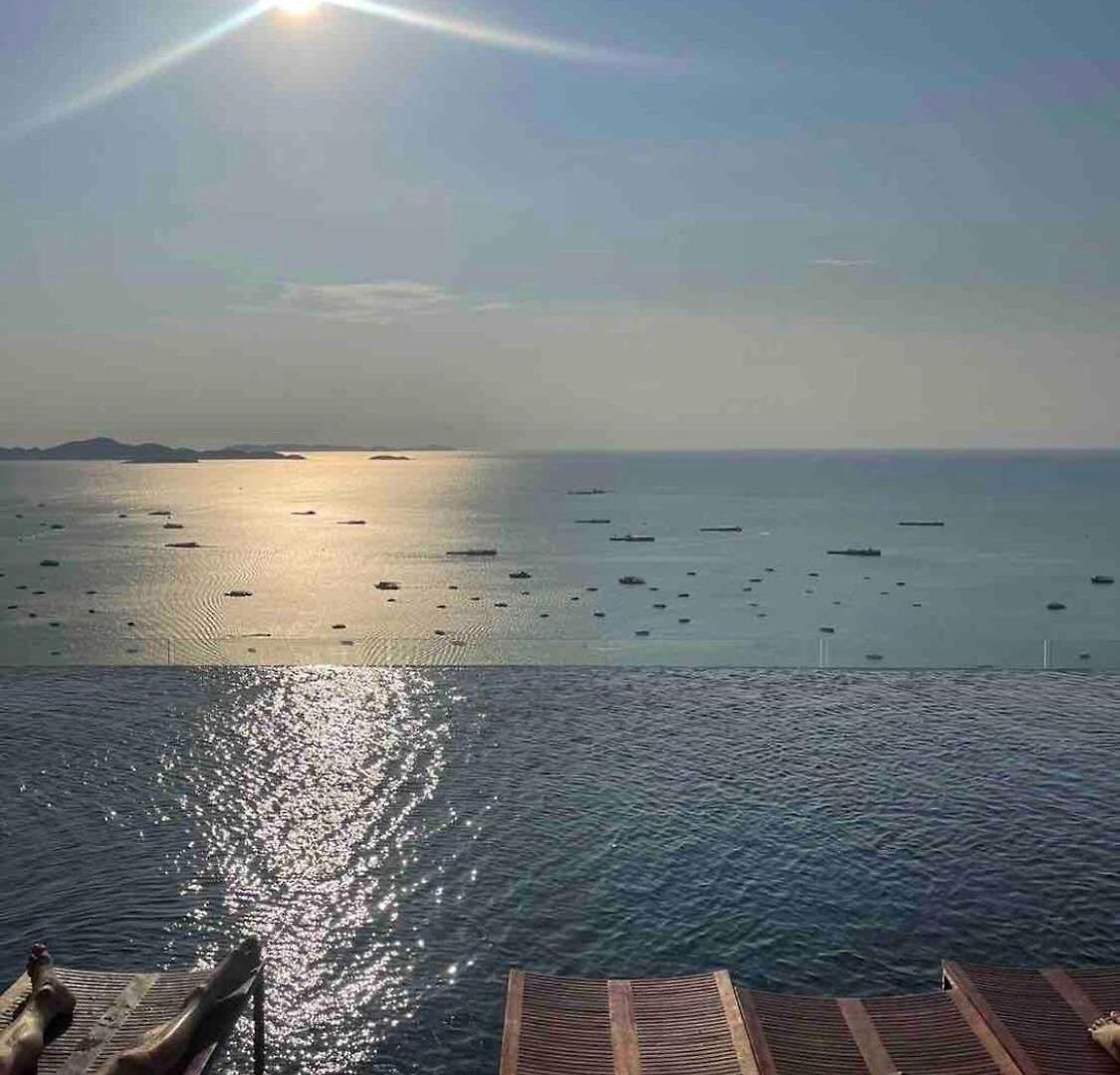 芭提雅fnb 无边泳池 * Pattaya