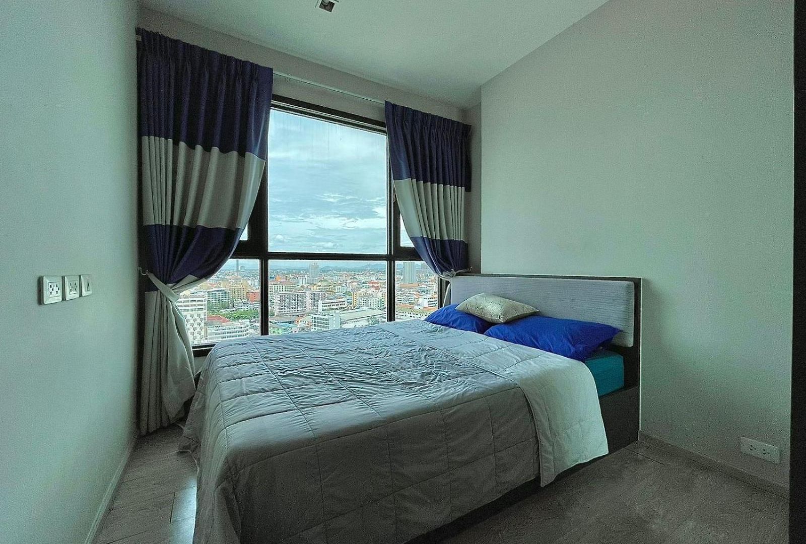 อพาร์ทเม้น The Base Deluxe Pattaya