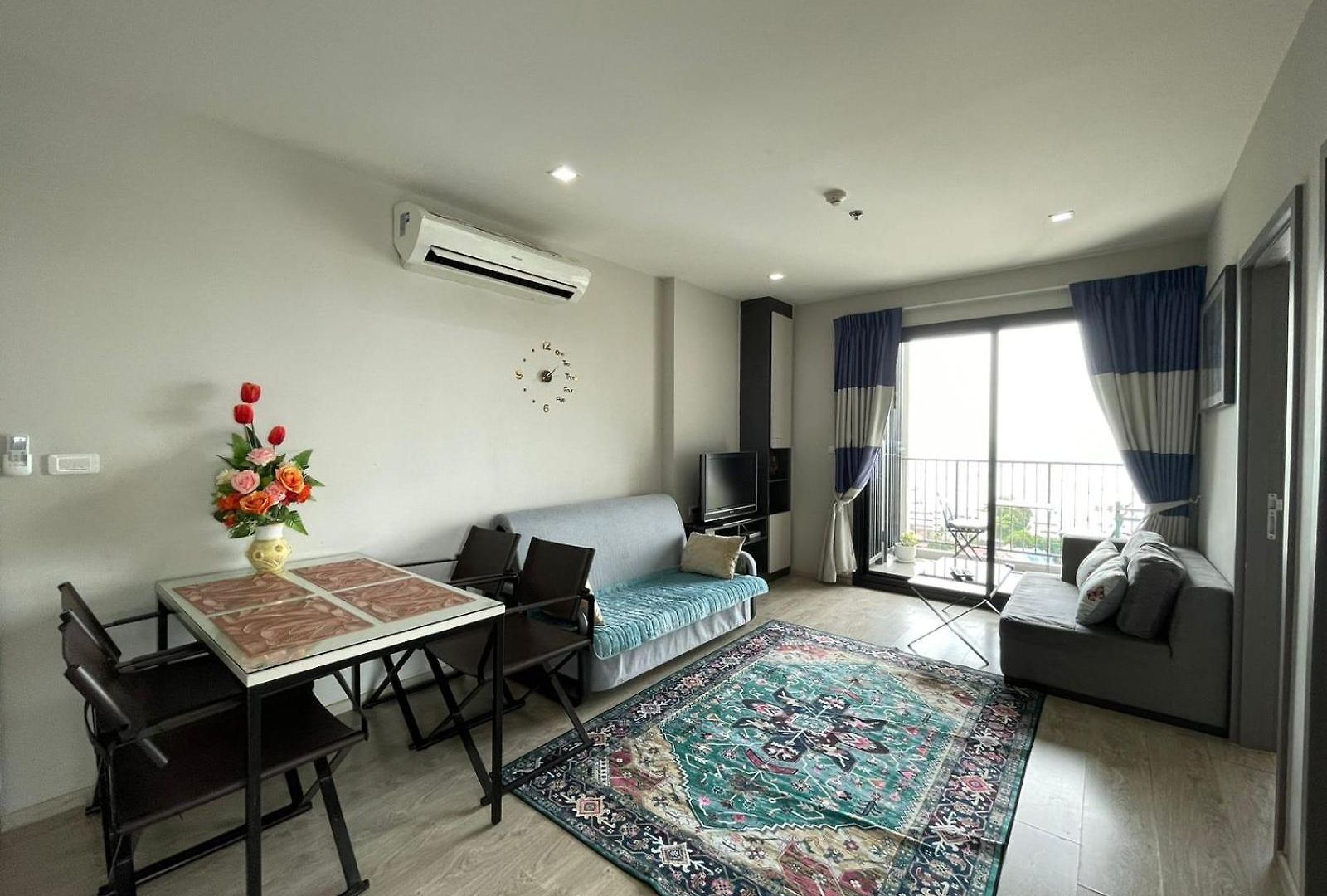 The Base Deluxe อพาร์ทเม้น Pattaya