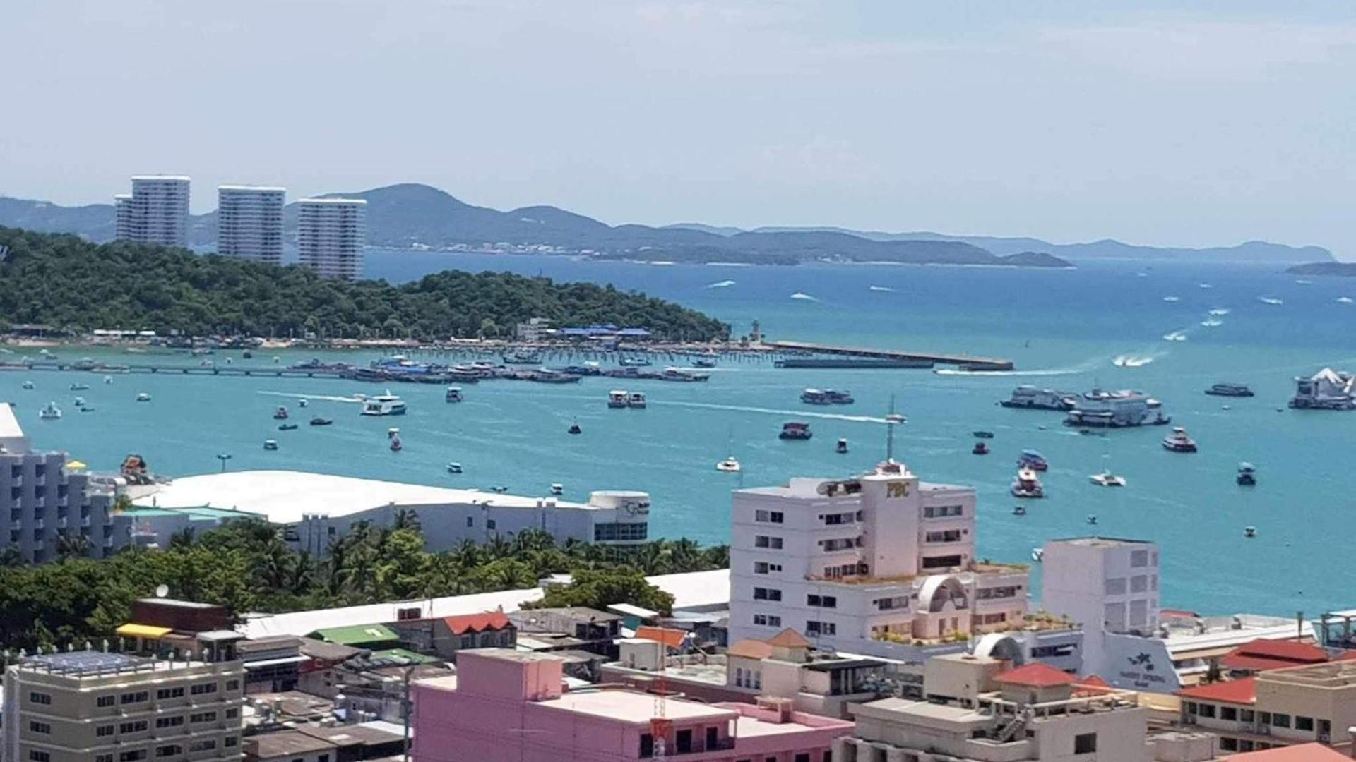 อพาร์ทเม้น The Base Prime - Pattaya