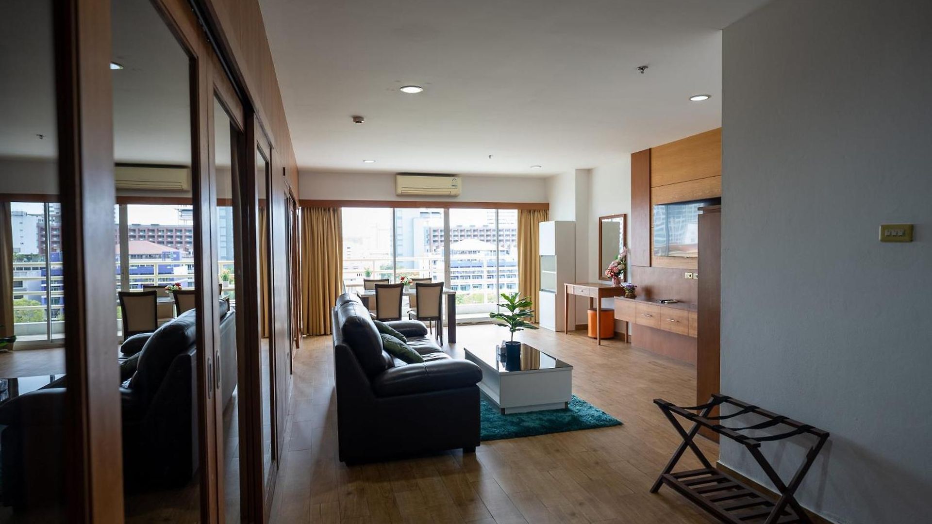 Vtsix At View Talay 6 โรงแรม