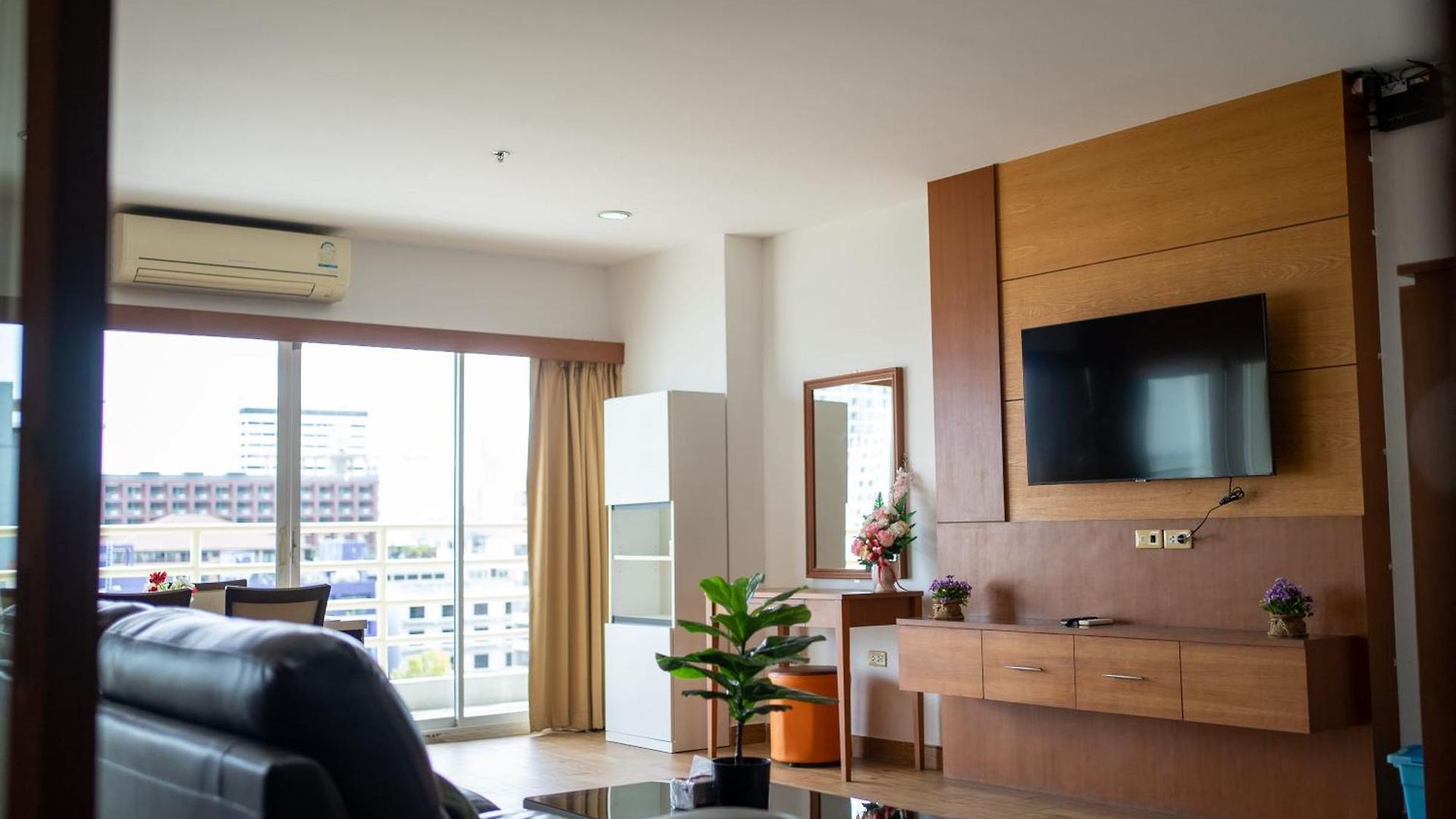 โรงแรม Vtsix At View Talay 6 4*