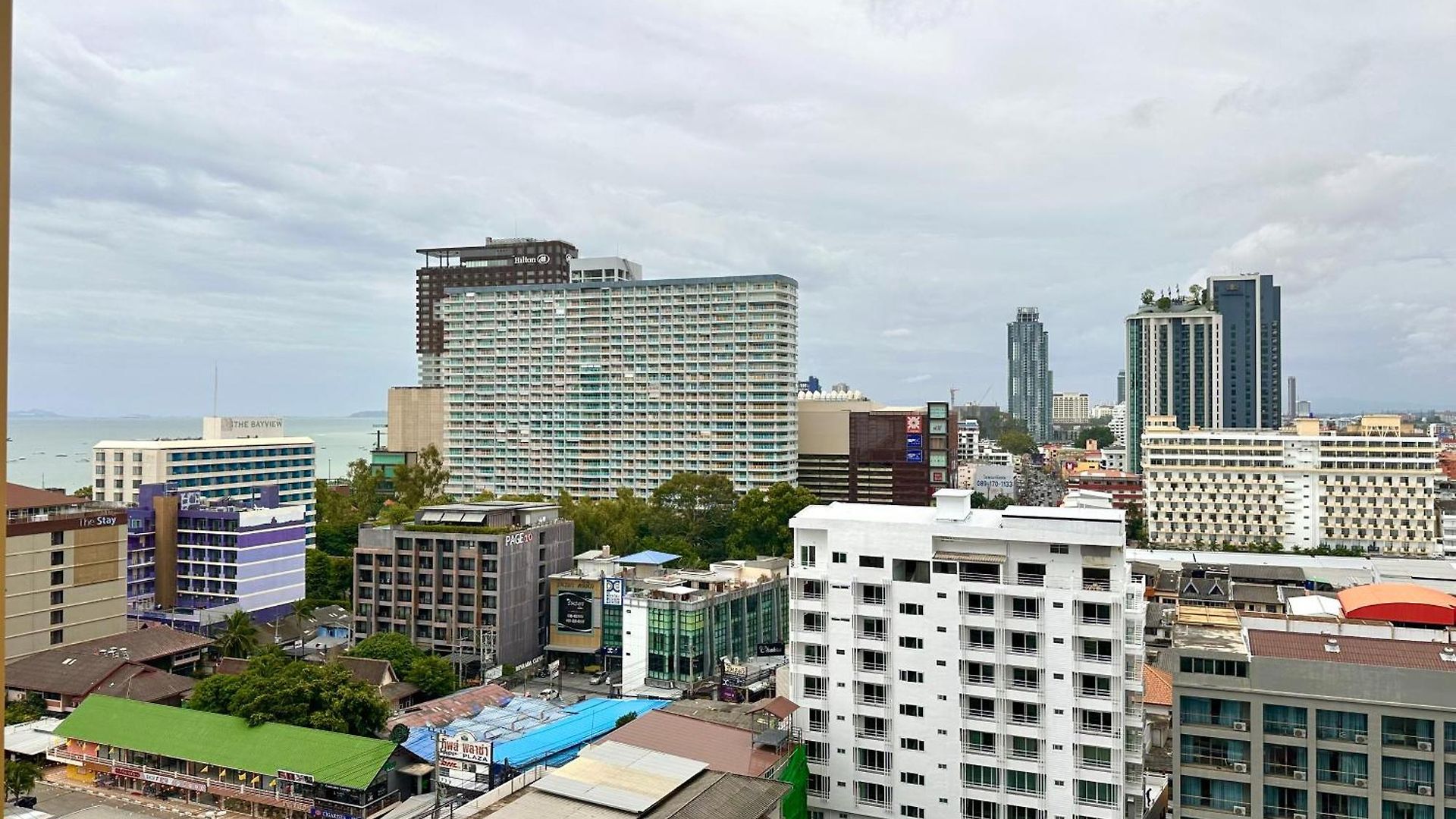 อพาร์ทเม้น The Edge By Pattaya