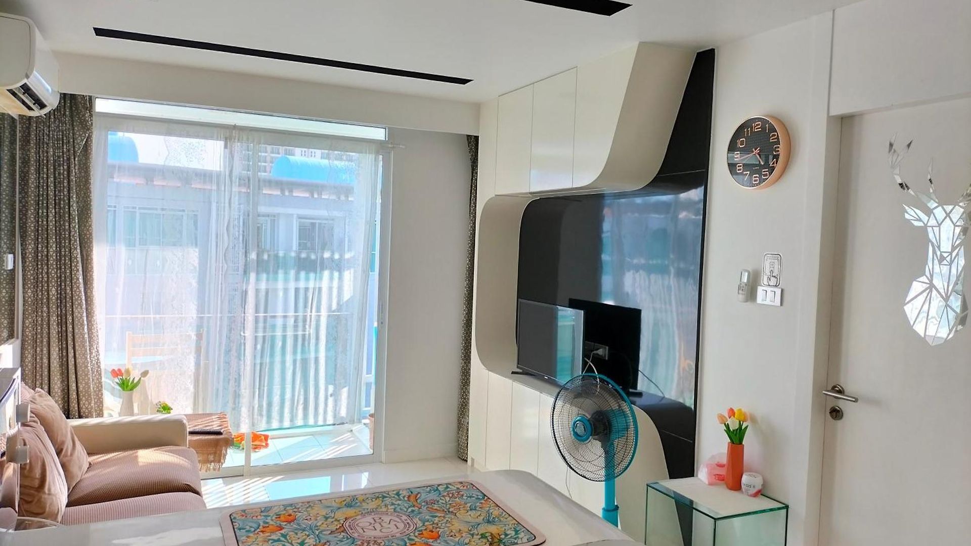 Center Residents Apartment Pattaya