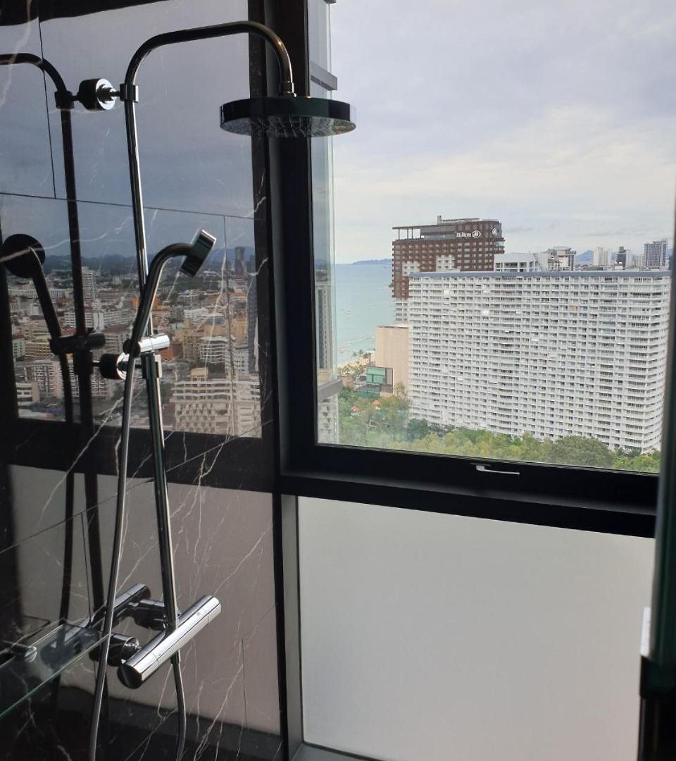 The Edge Seaview Pattaya