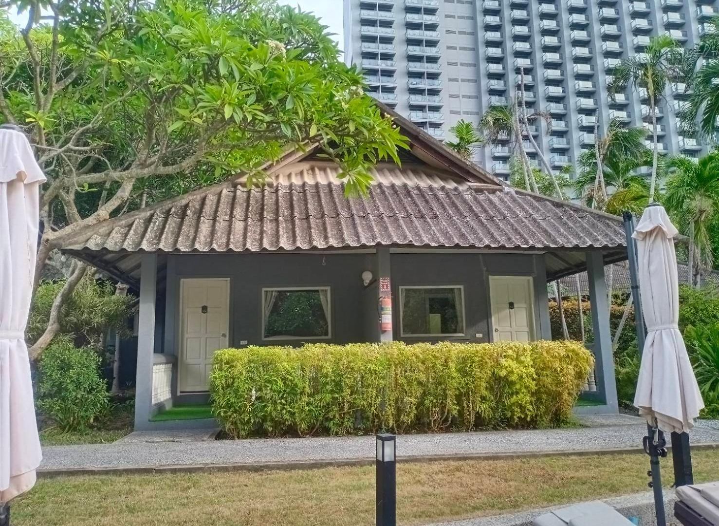 โรงแรม Let's Hyde & - Pool 4*