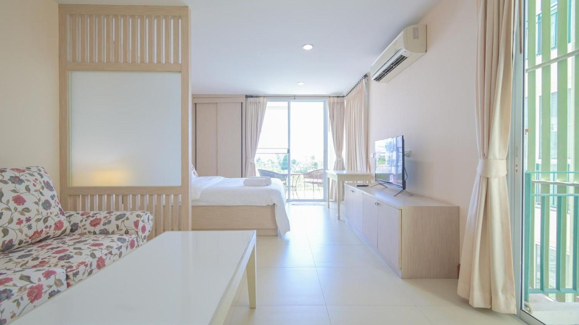 โรงแรม Shamrock