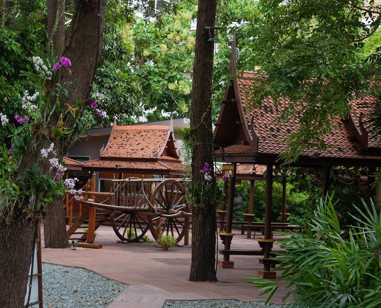 รีสอร์ท ชูการ์ ฮัท Pattaya