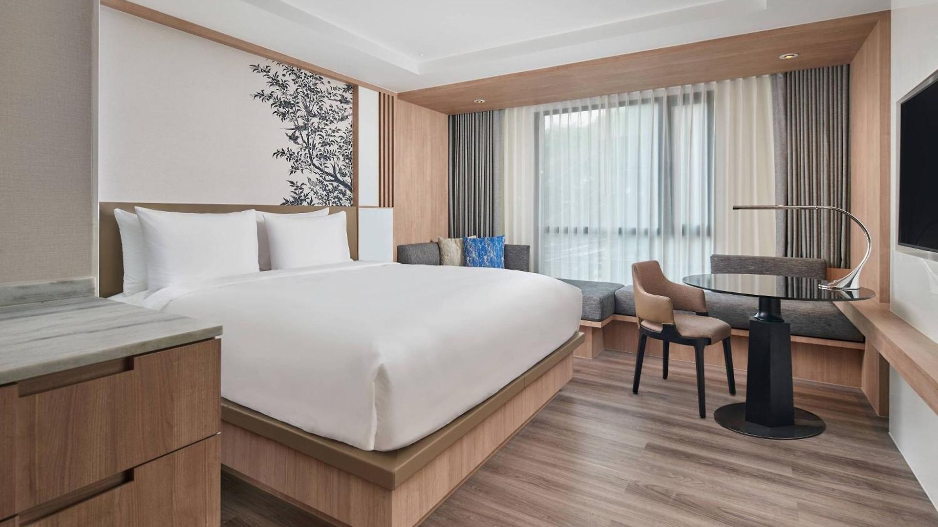 Courtyard By Marriott North Hotel 5*