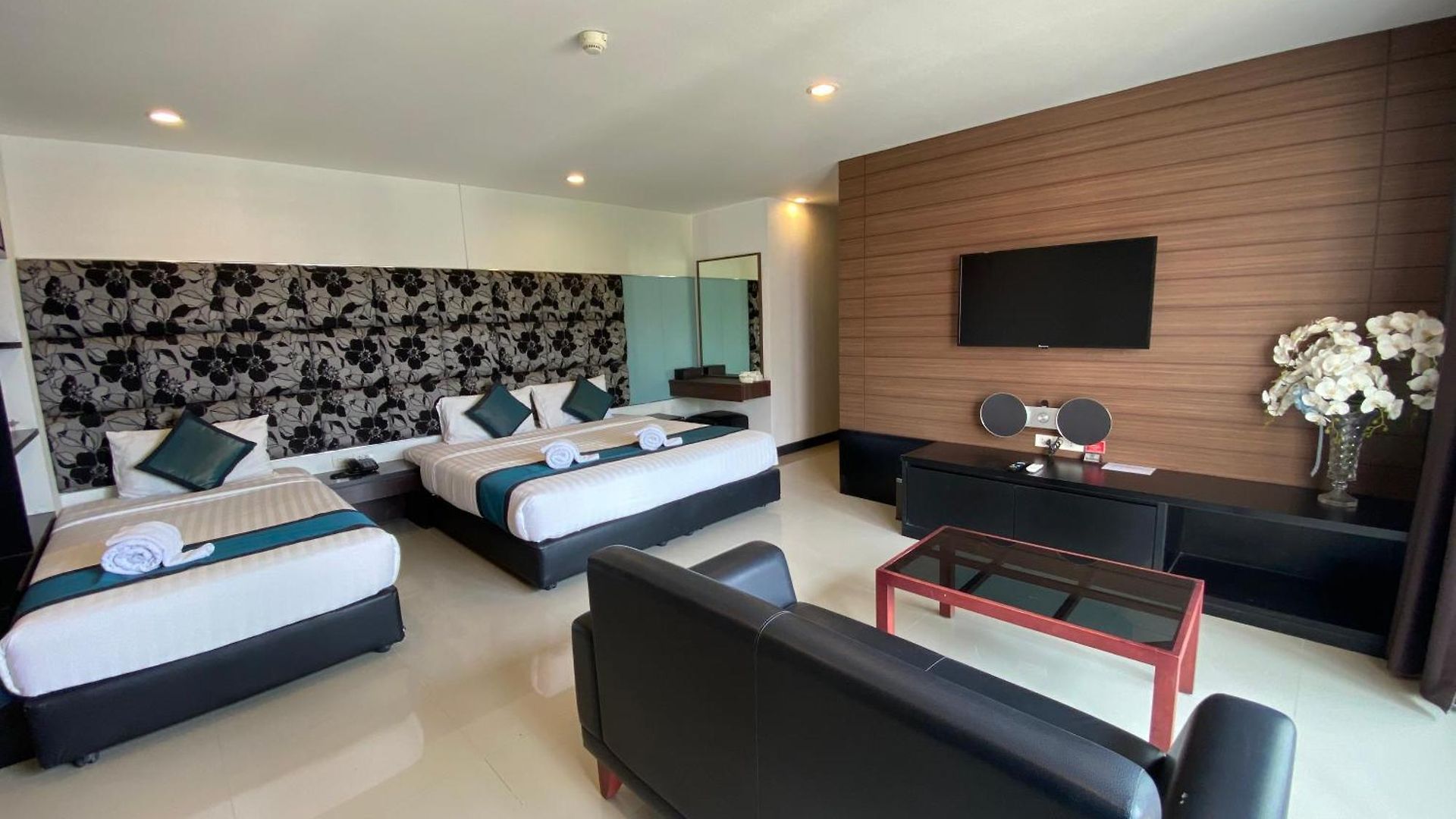 Le Vernissage By Goad Avadhess Hospitality โรงแรม Pattaya
