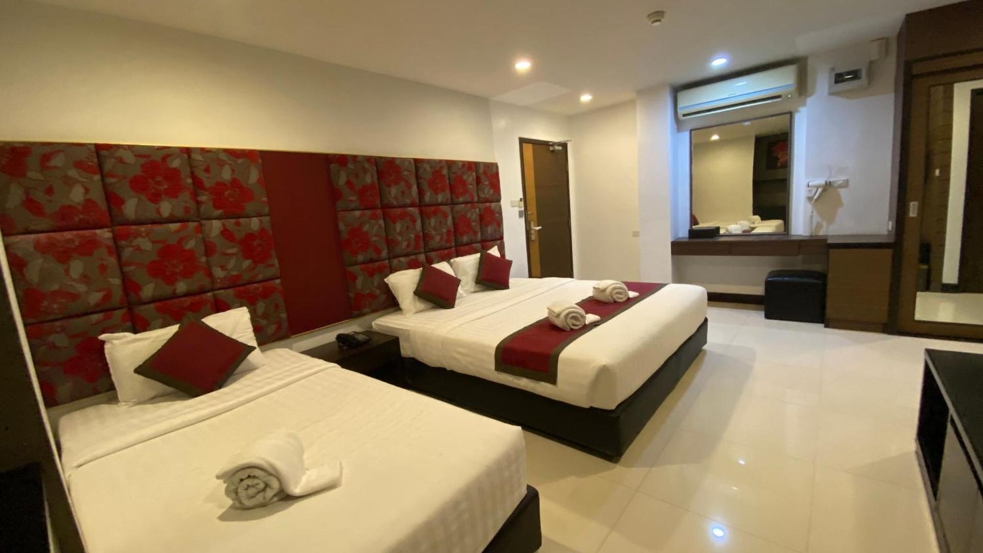 Le Vernissage By Goad Avadhess Hospitality 4* Pattaya