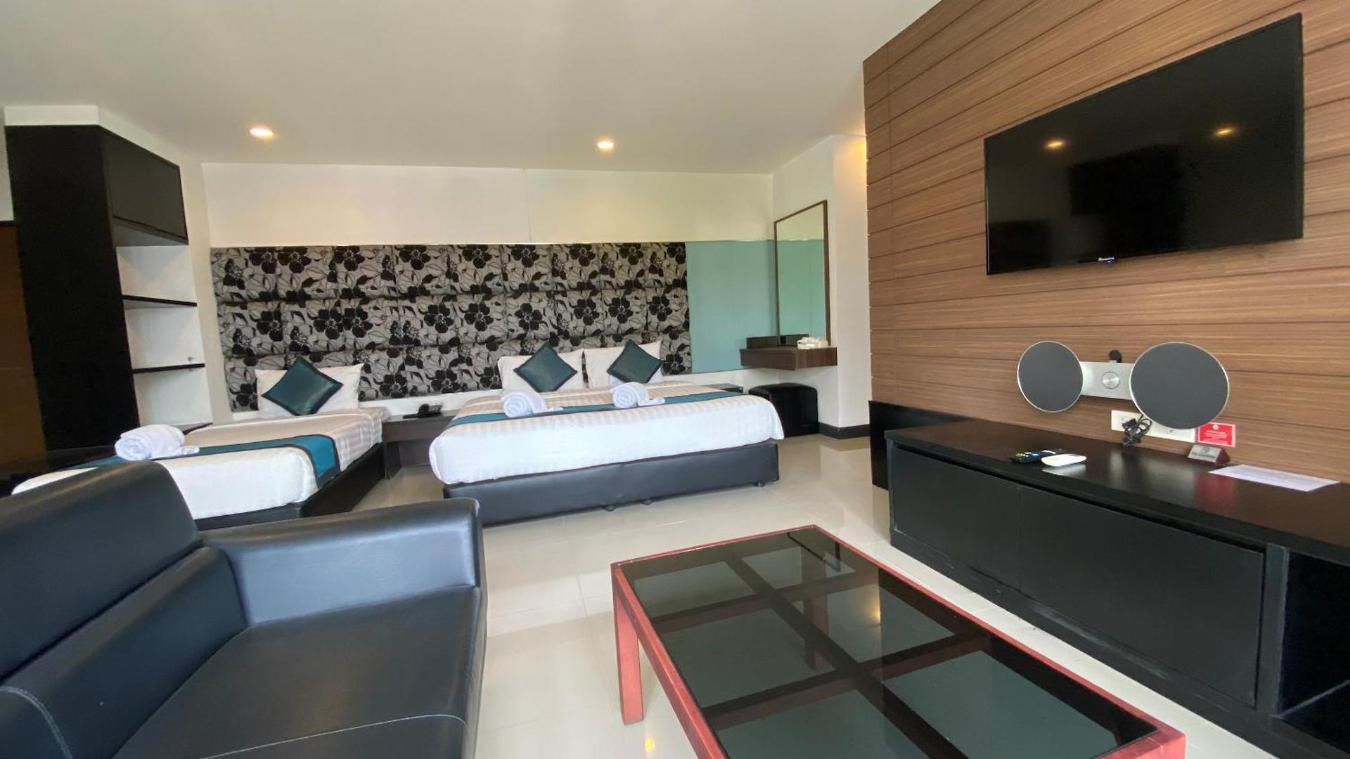 Le Vernissage By Goad Avadhess Hospitality โรงแรม 4*