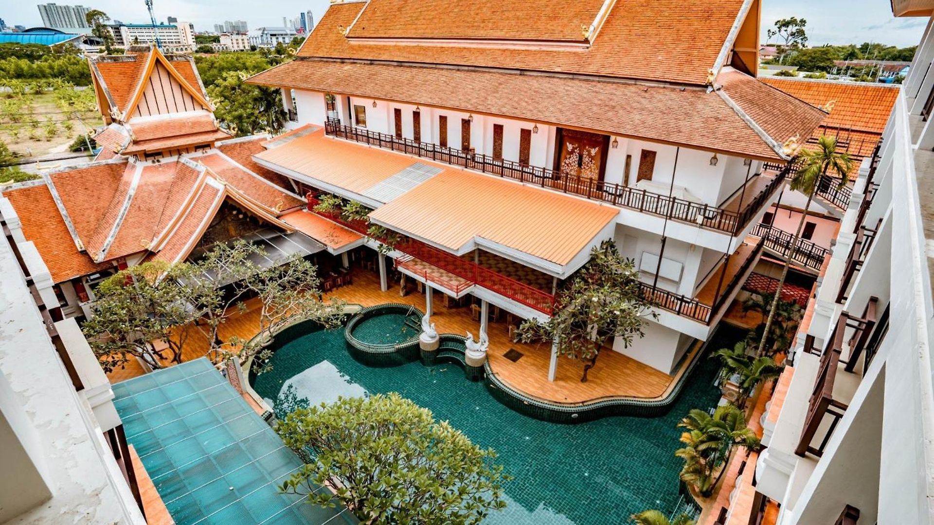 Lanna By Kasalong And Pattaya