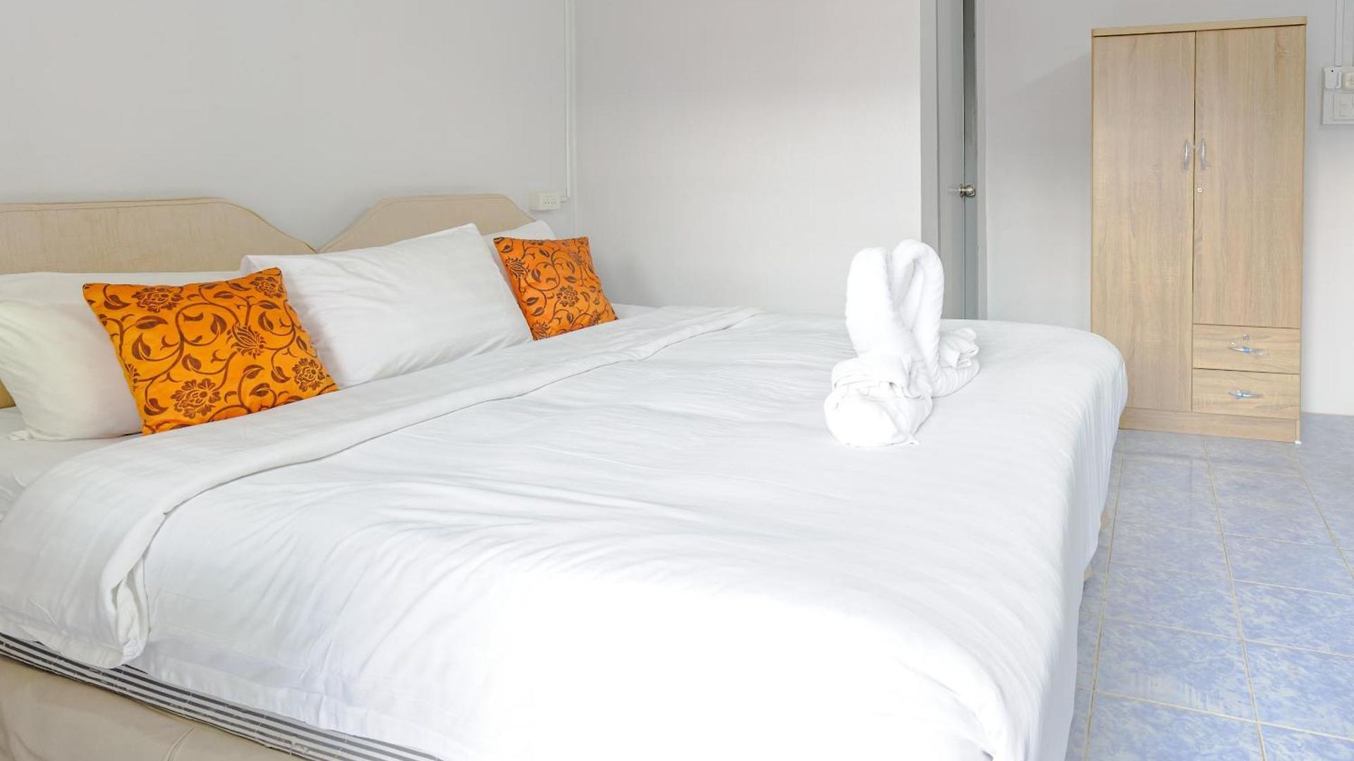 High5 Hotel 2*
