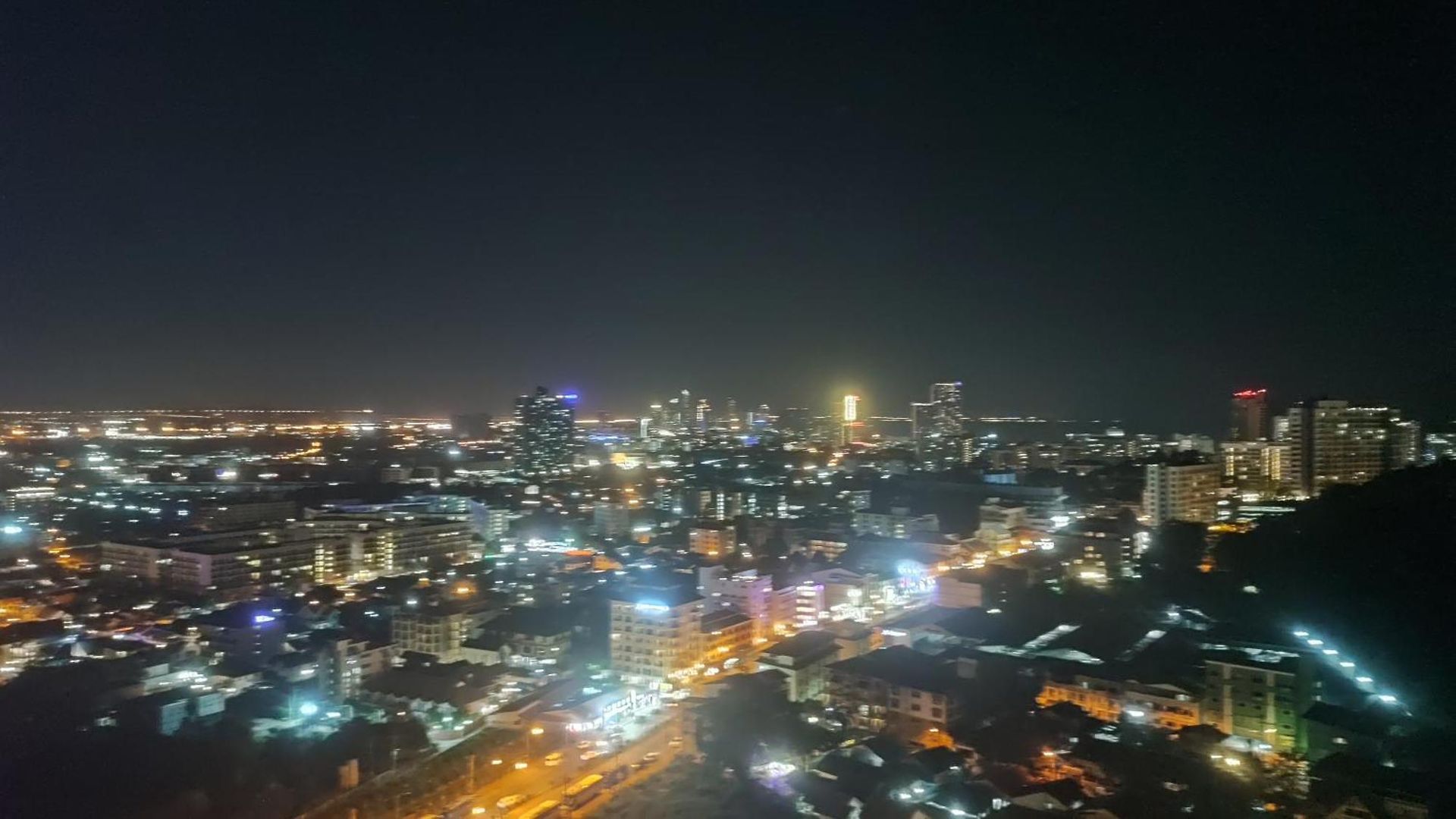 1 Bedroom Apartment, Only Mountly * Pattaya