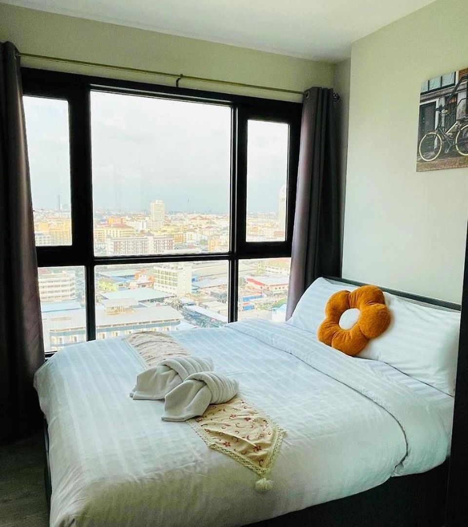 อพาร์ทเม้น The Base 2 Bed 1 Bath By Numam