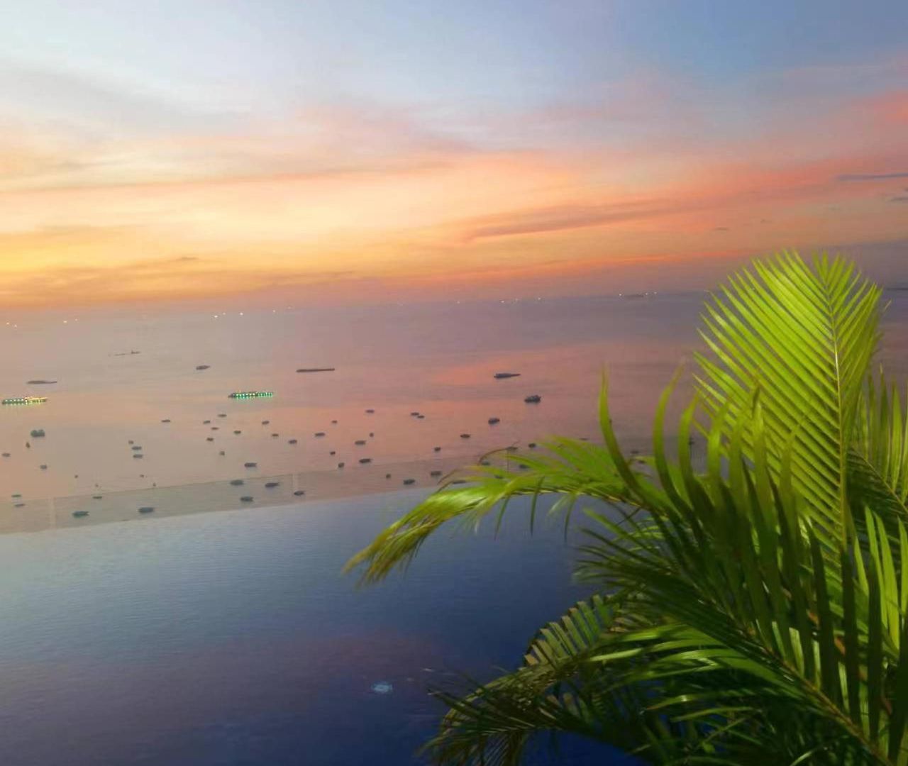 Centric Sea 中心海网红公寓 Pattaya