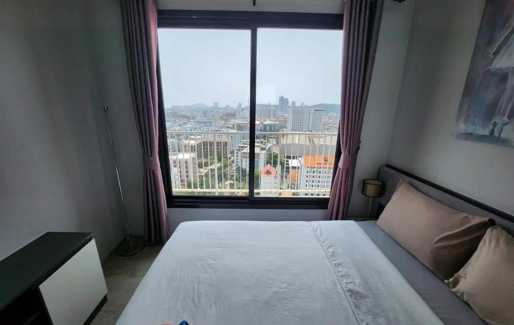 泰国芭提雅thebase无边游泳池公寓 Apartment Pattaya