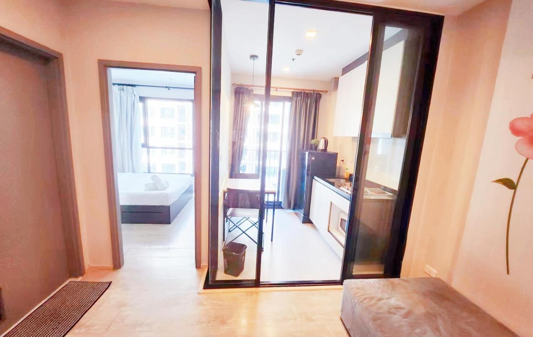 Infinity Pool One Bedroom