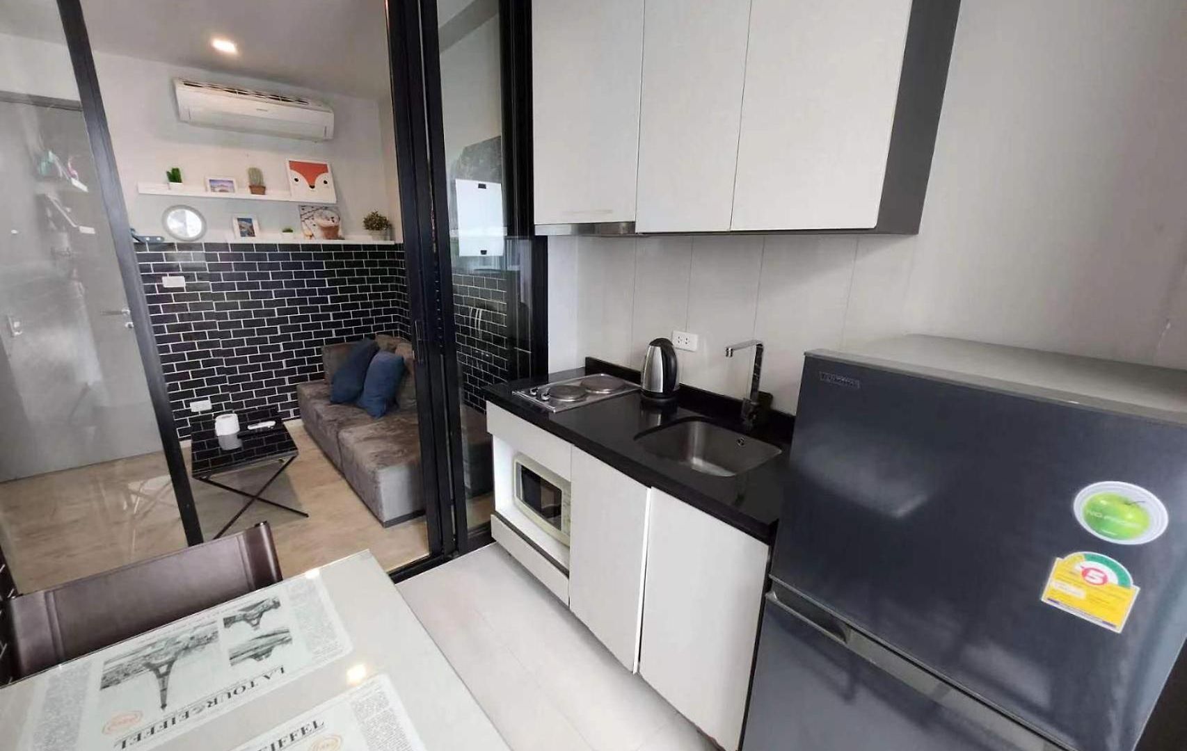 Apartment 芭提雅双人精品公寓无边游泳池thebase中央基地 *