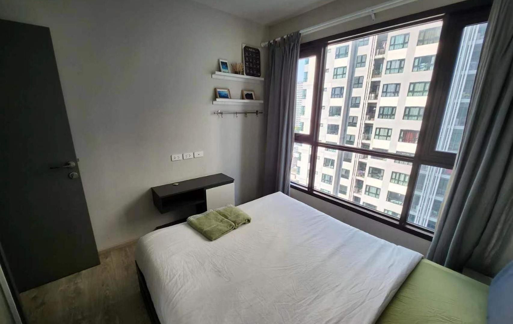 Apartment 芭提雅双人精品公寓无边游泳池thebase中央基地 *