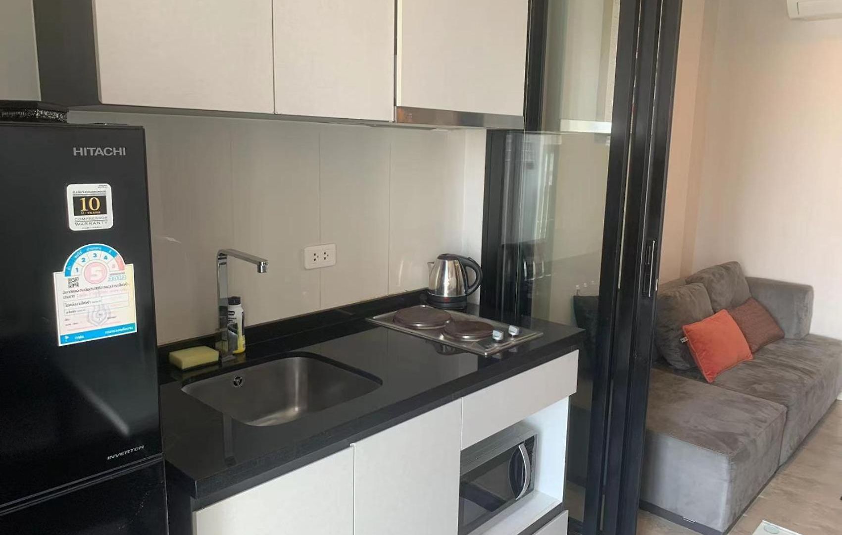 Apartment 芭提雅双人精品公寓无边游泳池thebase中央基地