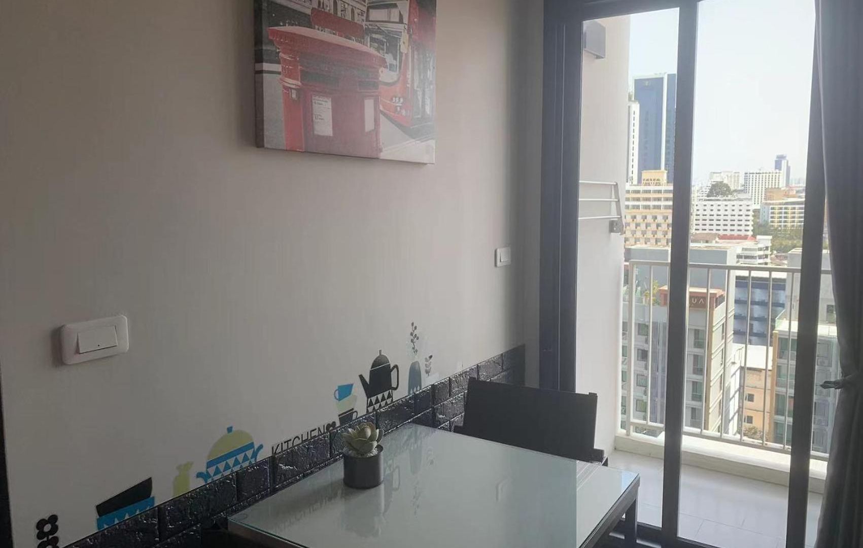 芭提雅双人精品公寓无边游泳池thebase中央基地 Apartment Pattaya
