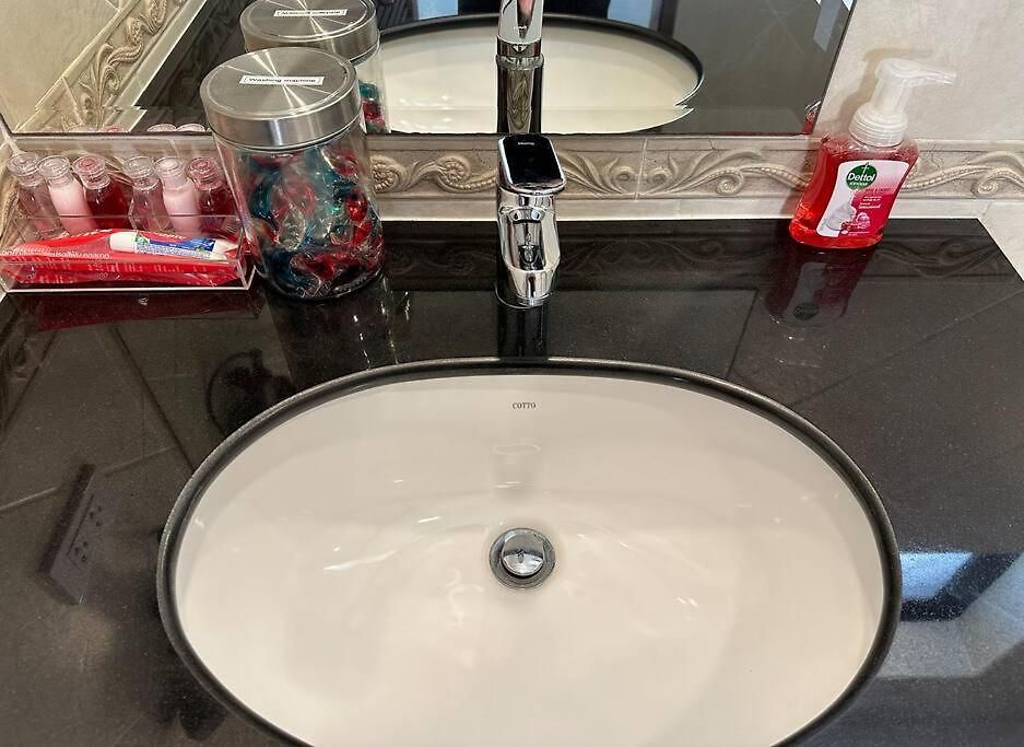 Luxury Semi-2bd Pool Near & Walking Street *