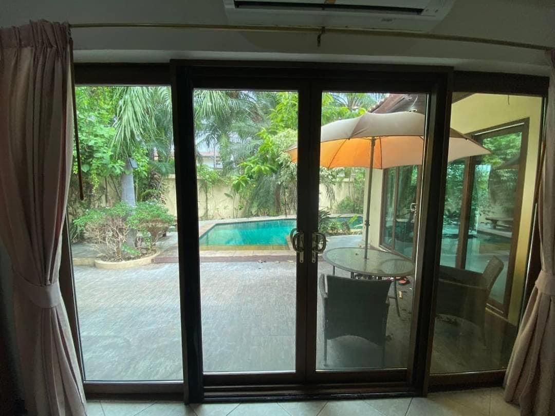 Luxury Semi-2bd Pool Near & Walking Street วิลล่า Pattaya