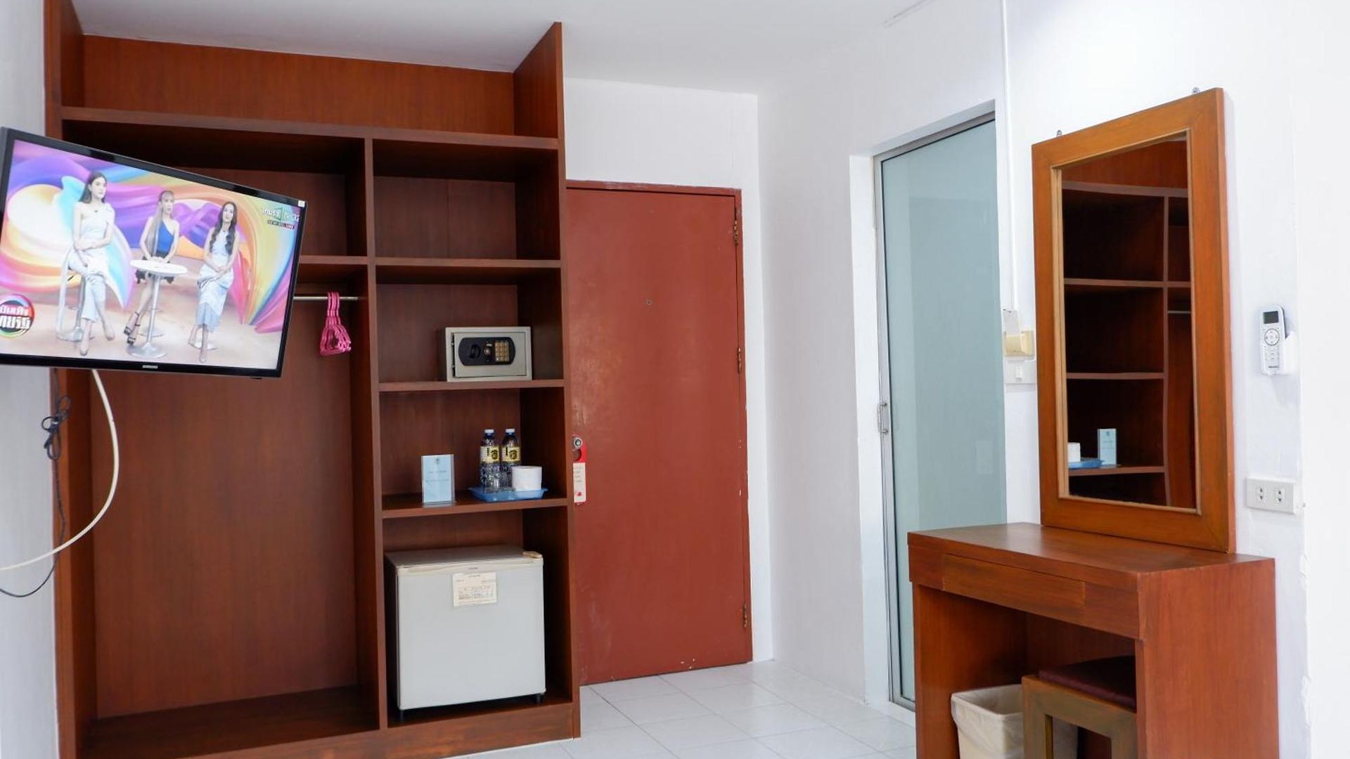 18 Coins Budget โรงแรม Pattaya