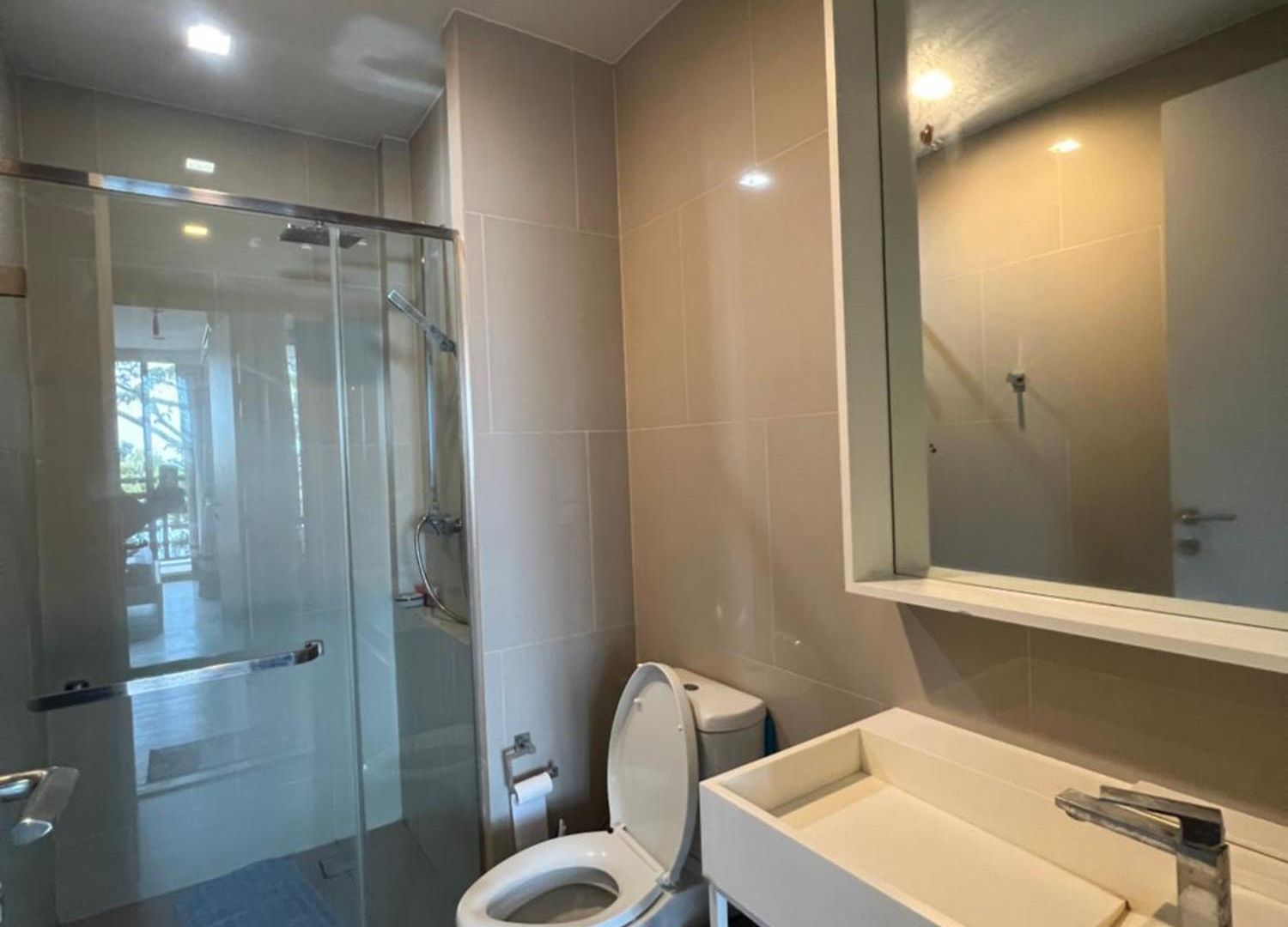 อพาร์ทเม้น Wong Amat Luxury Condo--private *
