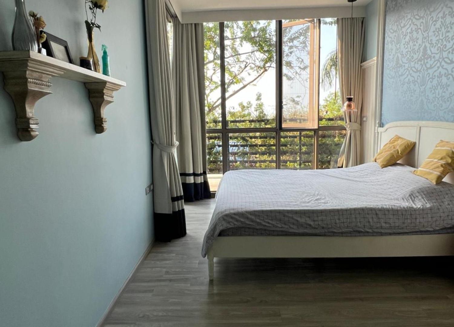 อพาร์ทเม้น Wong Amat Luxury Condo--private