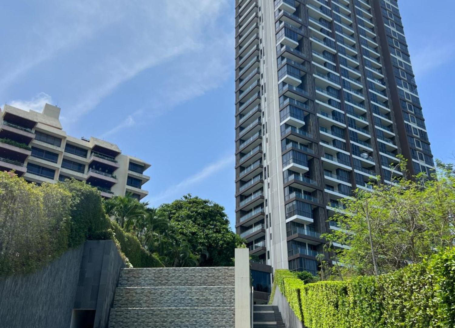 Wong Amat Luxury Condo--private อพาร์ทเม้น